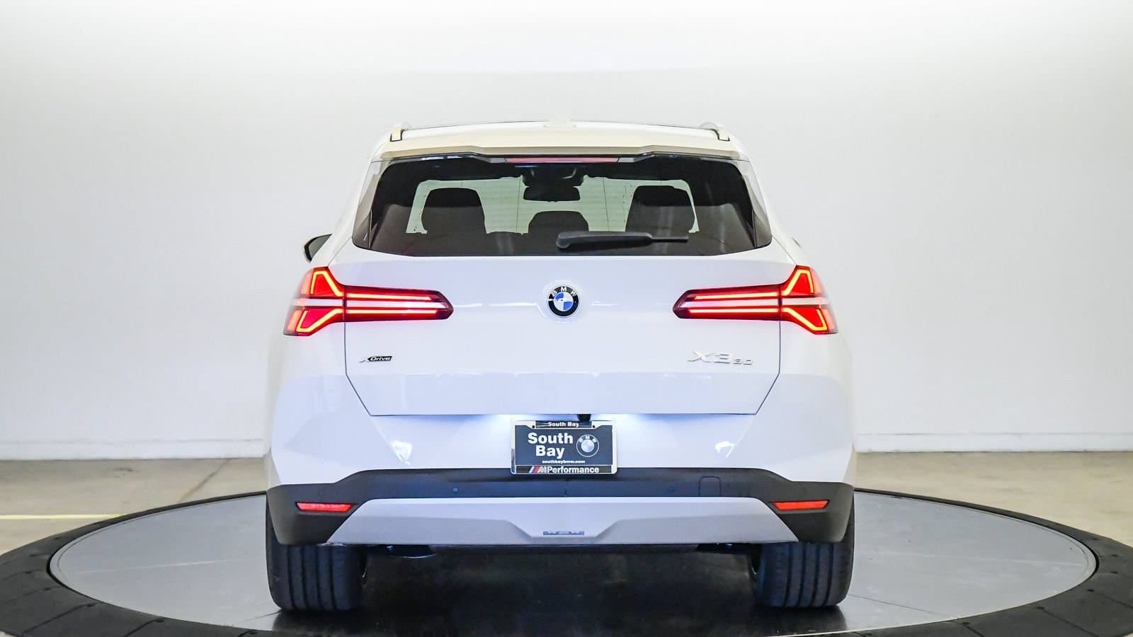 2026 BMW X3 photo 3