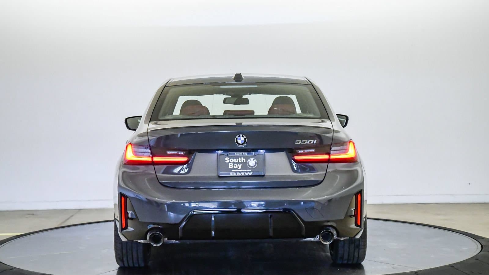 2026 BMW 3 photo 3
