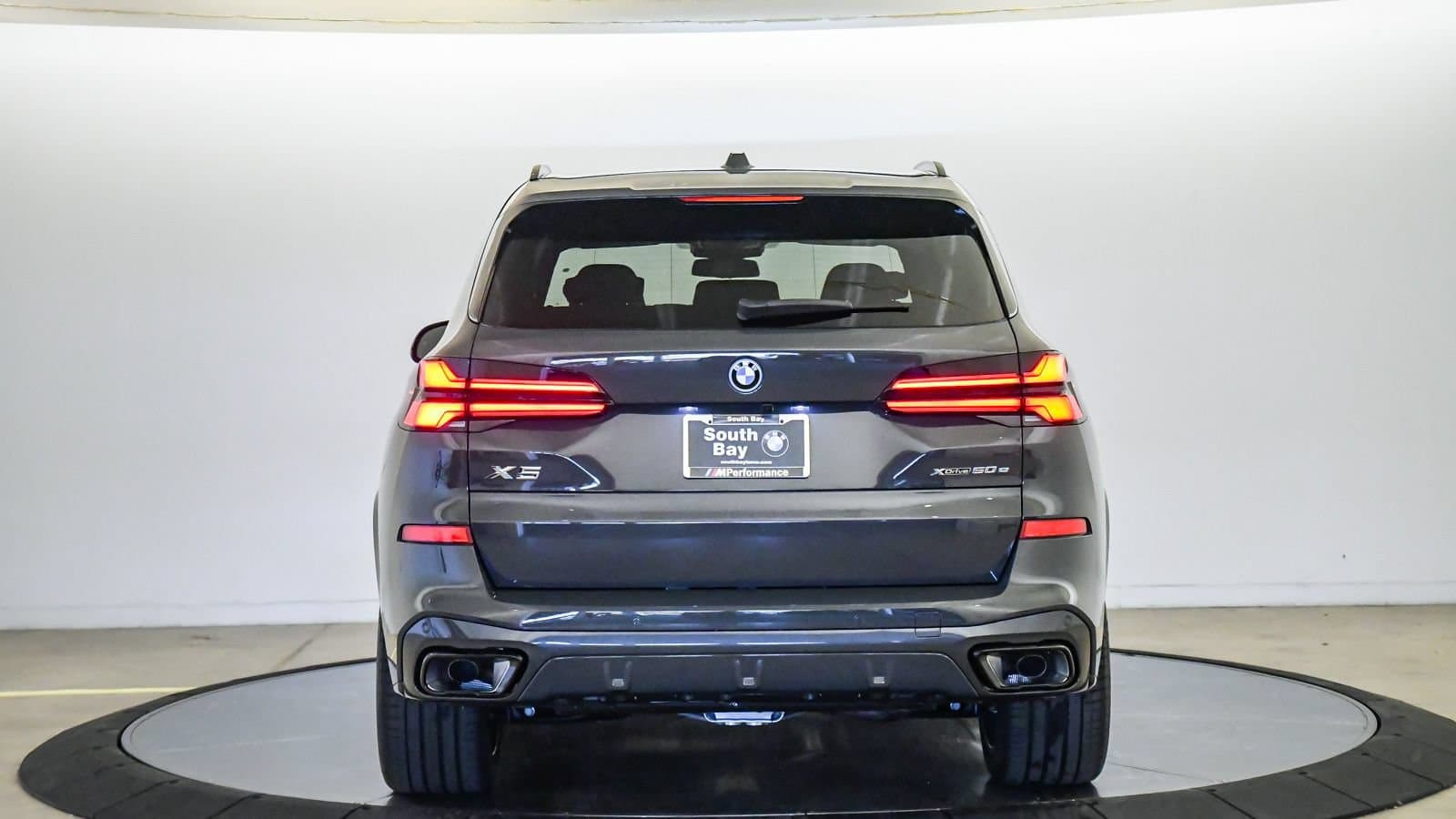 2026 BMW X5 photo 3