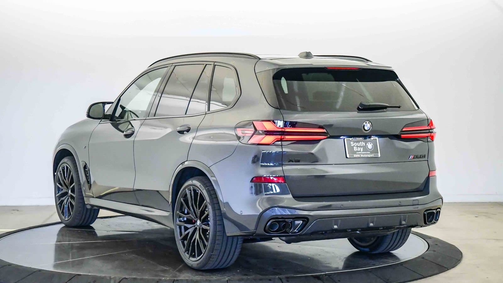 2026 BMW X5 photo 2