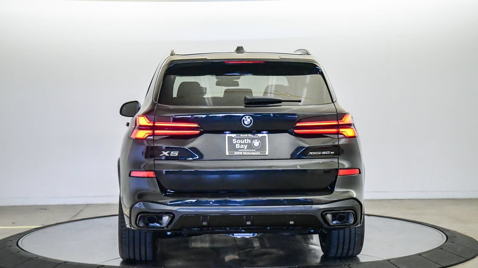 2026 BMW X5 photo 3