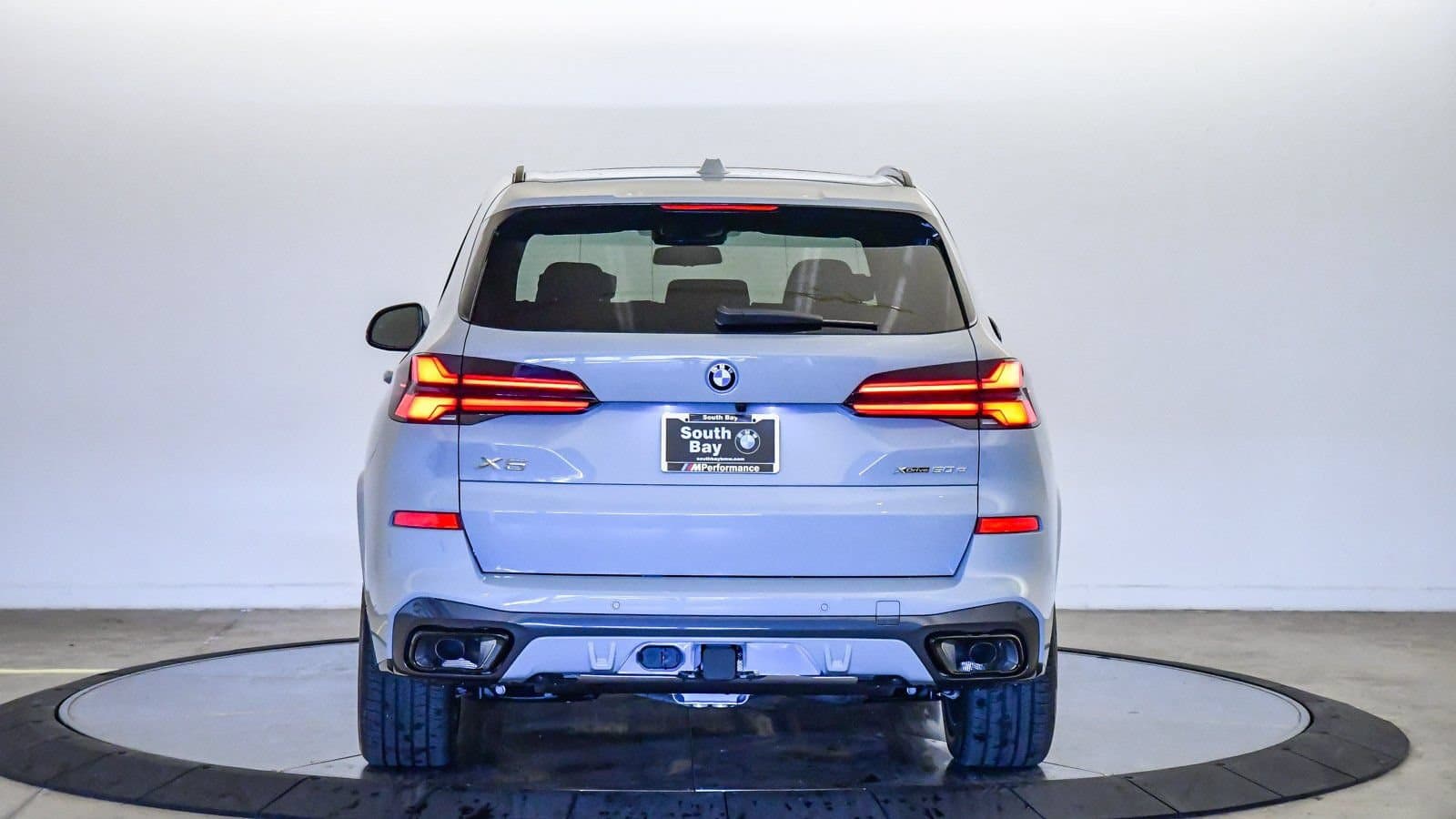 2026 BMW X5 photo 3