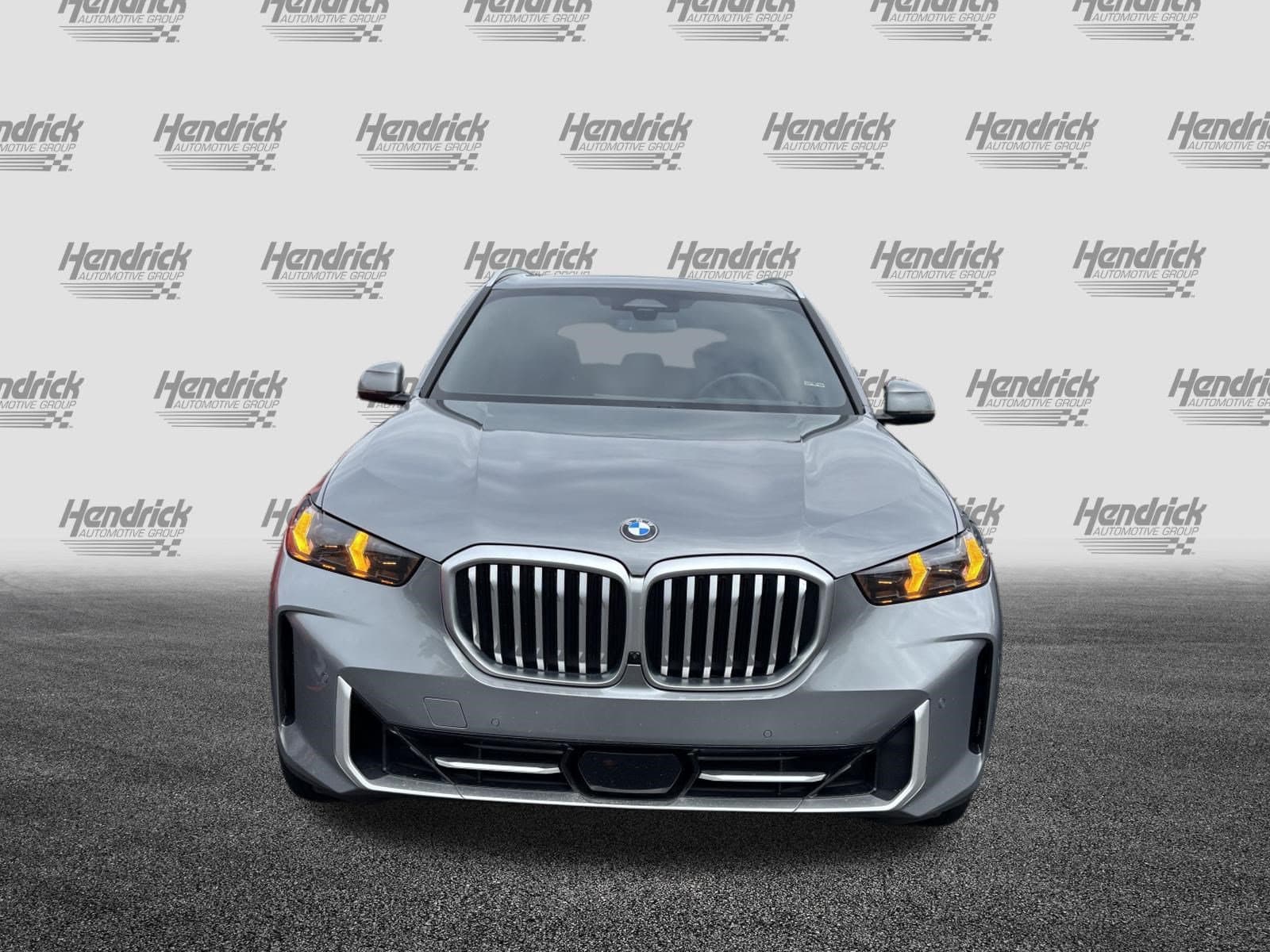 2024 BMW X5 photo 2