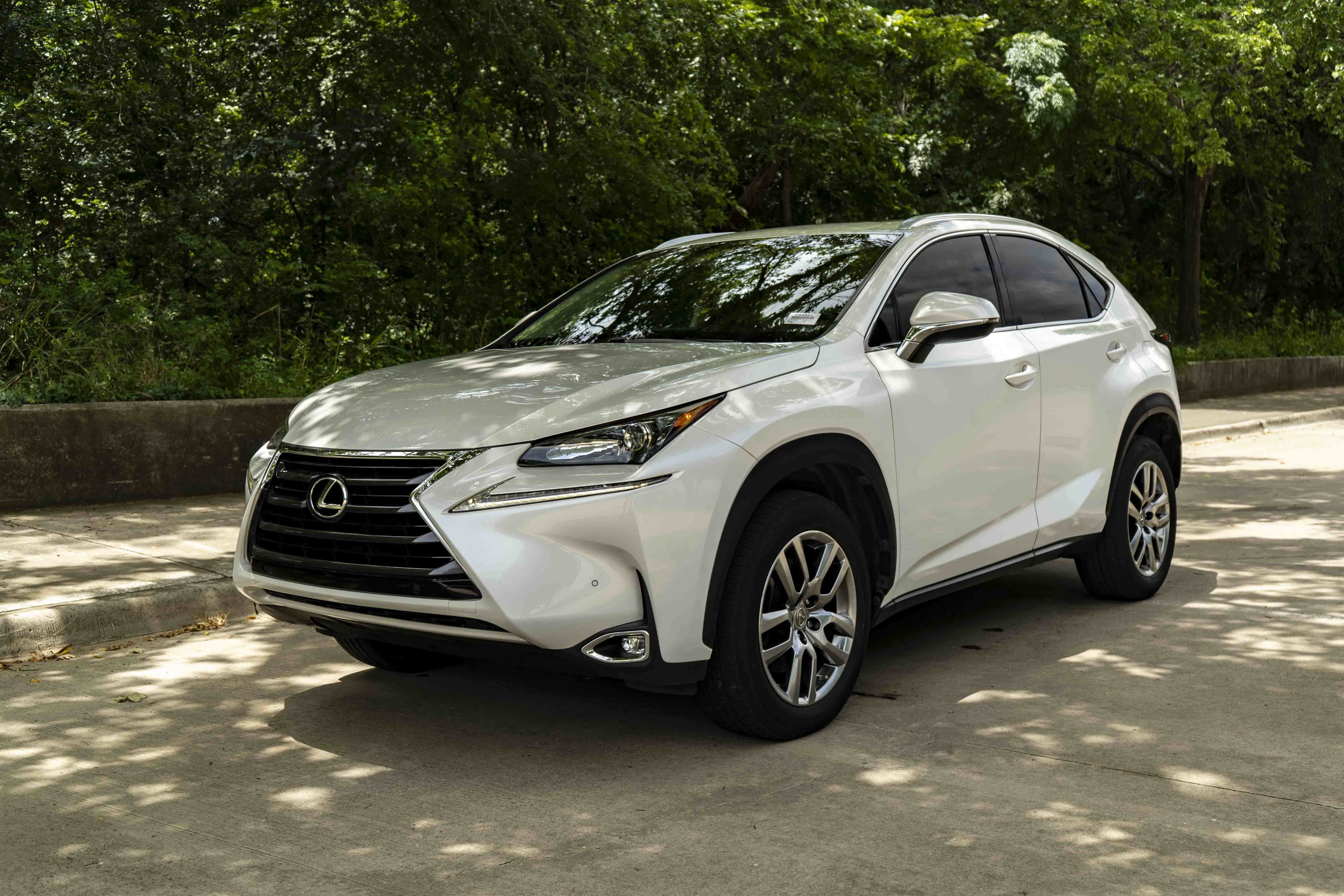 2016 Lexus NX photo 4