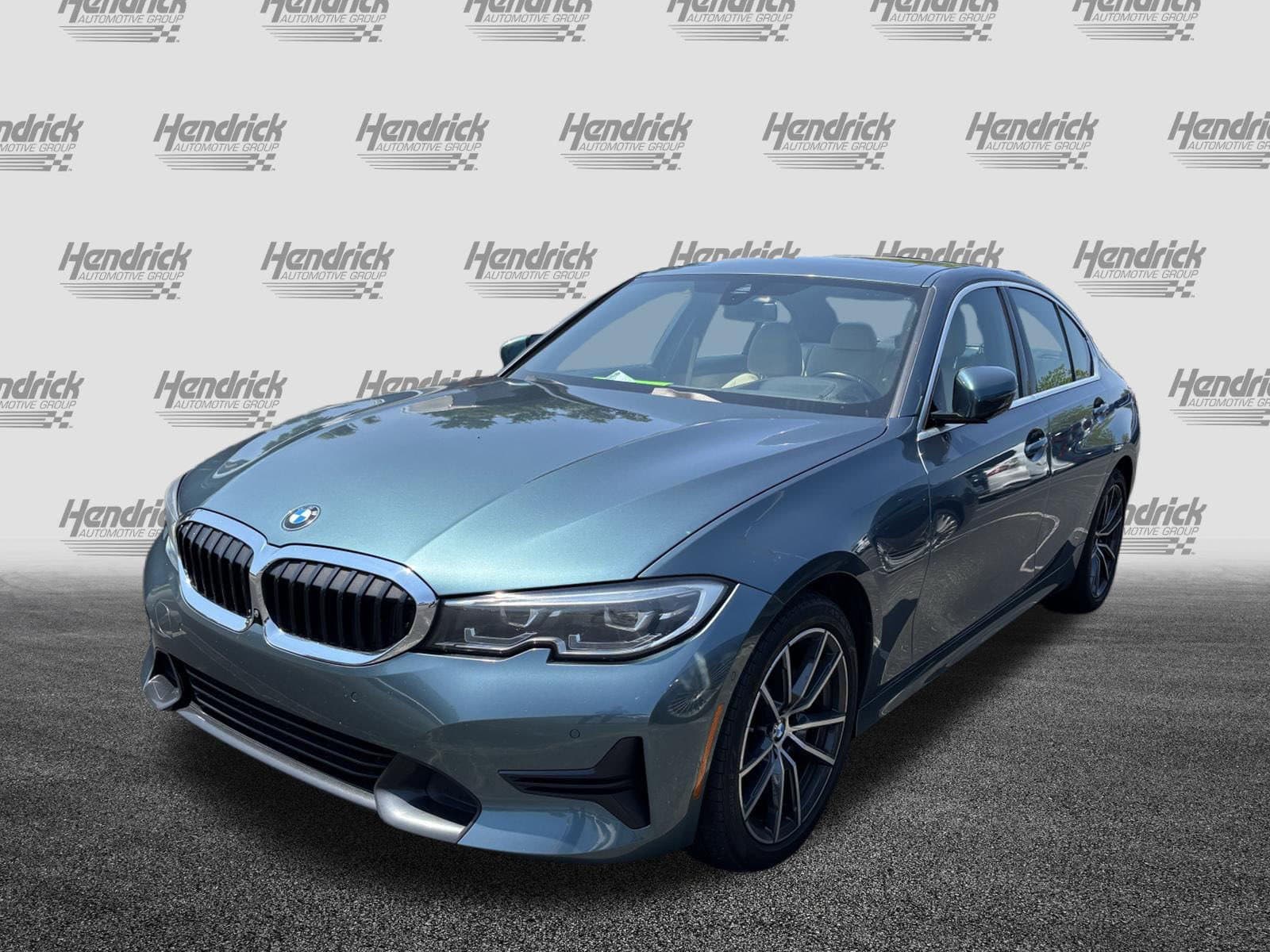 2021 BMW 3 photo 4