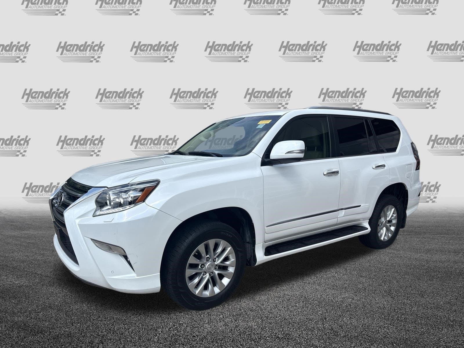 2015 Lexus GX photo 4