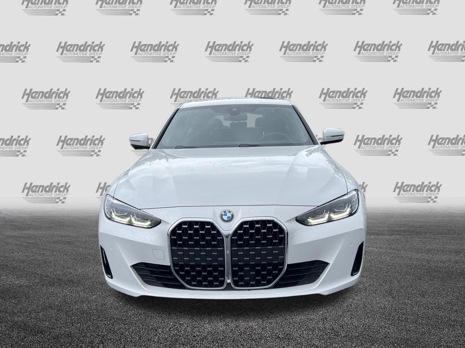 2024 BMW 4 photo 2