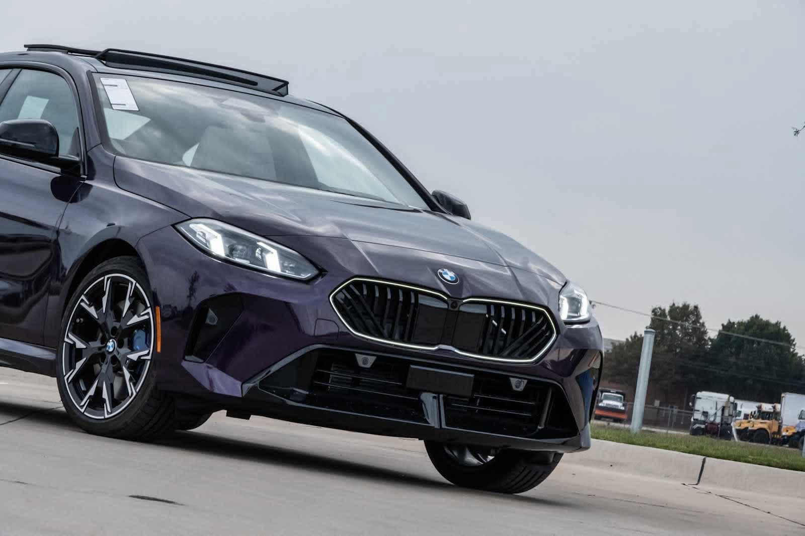 2026 BMW 2 photo 2