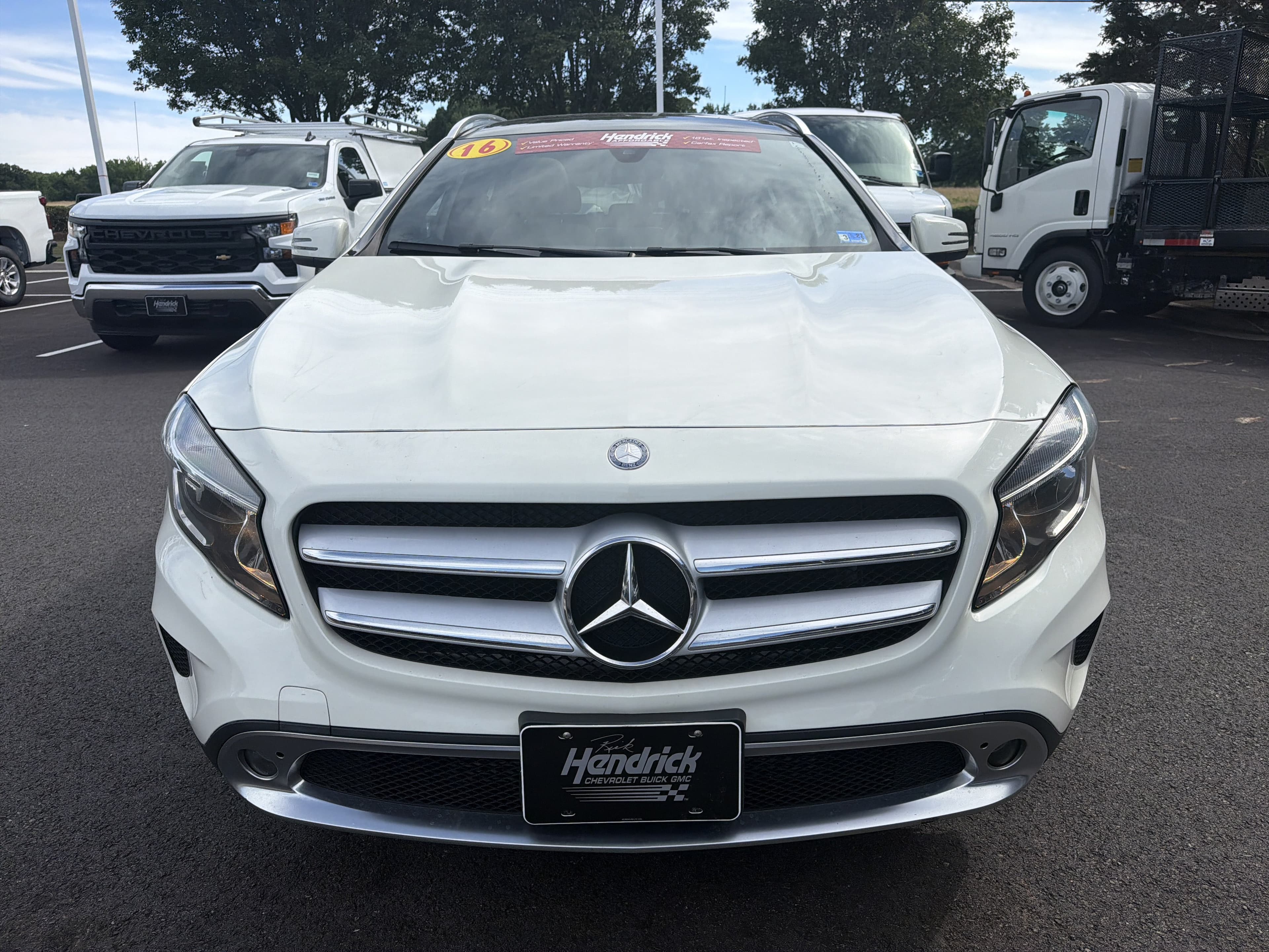 2016 Mercedes-Benz GLA photo 2