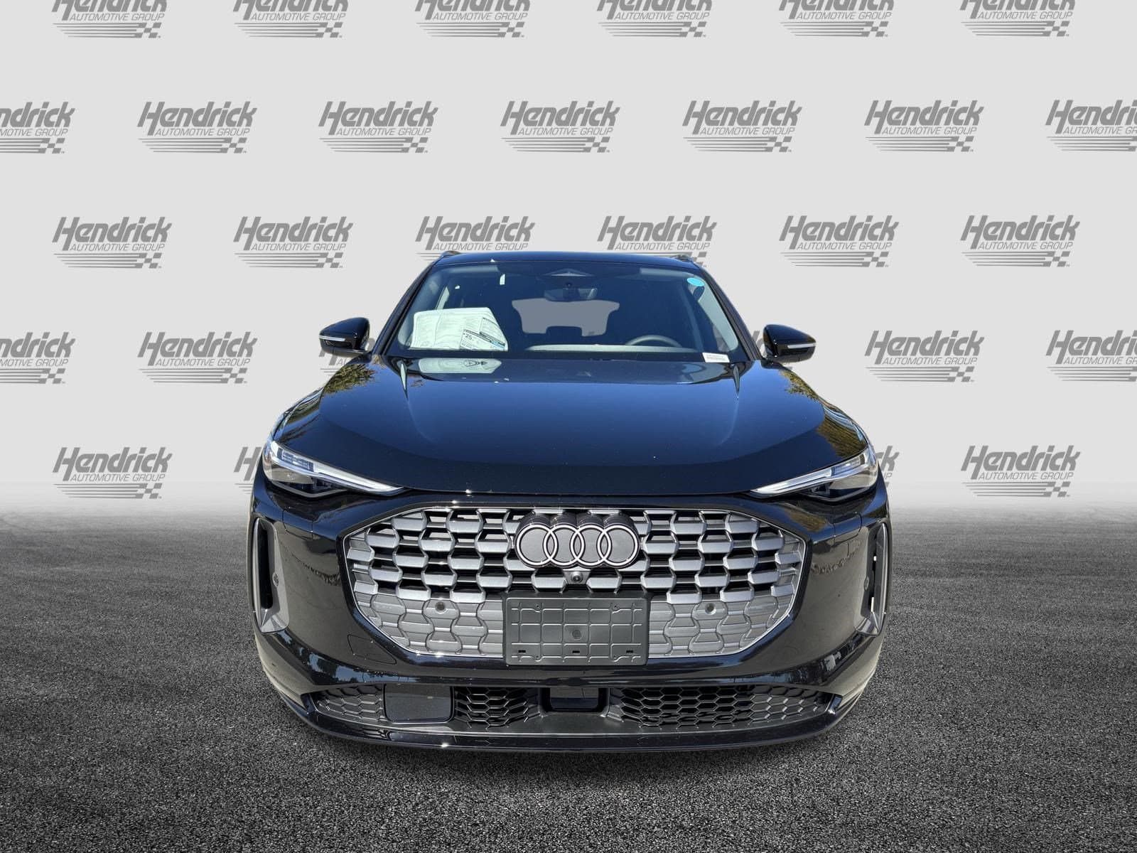 2025 Audi Q5 photo 2