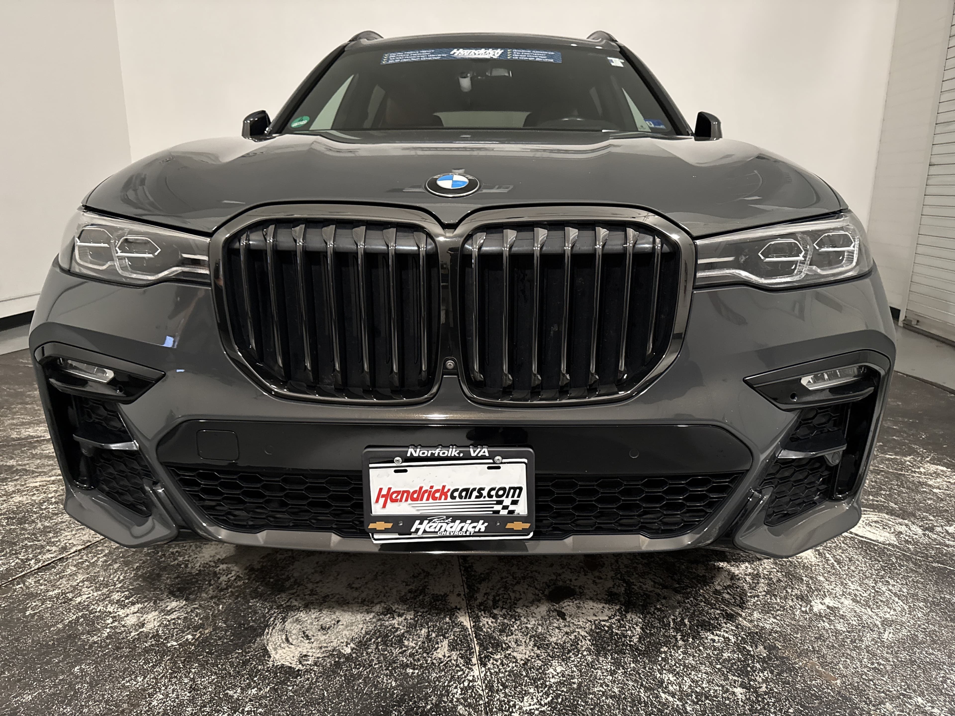 2022 BMW X7 photo 2