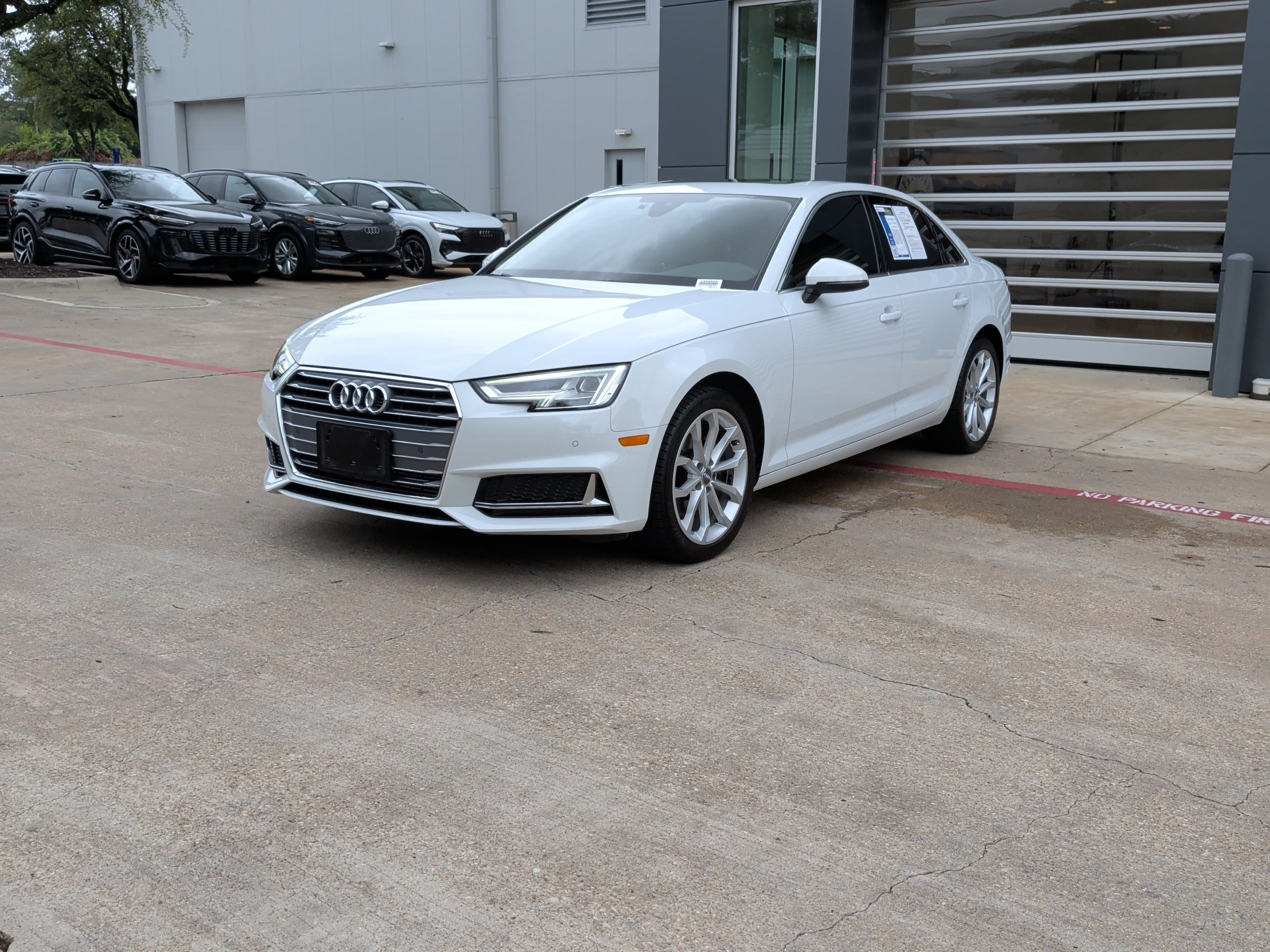 2019 Audi A4 photo 4