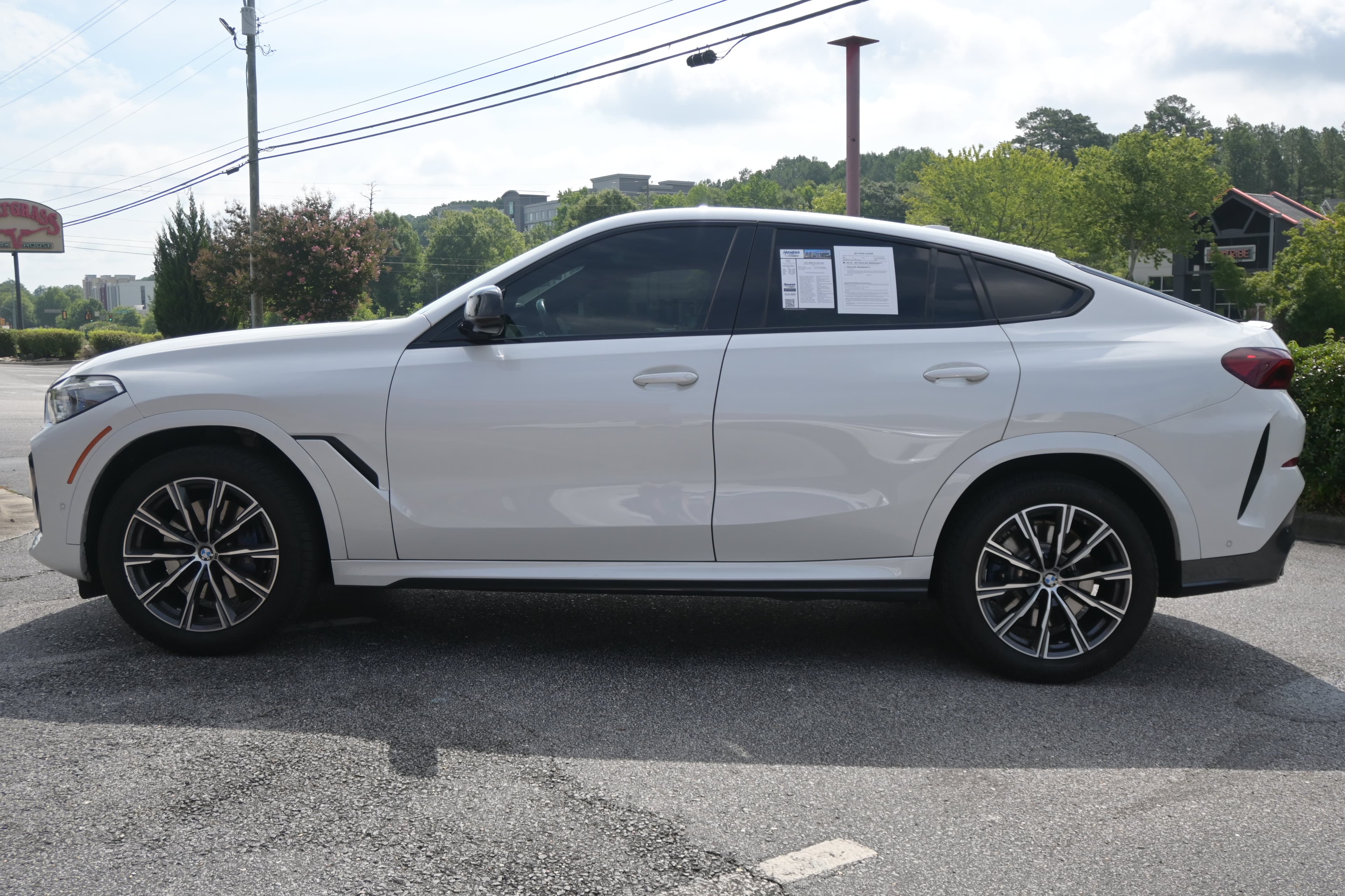 2021 BMW X6 photo 4