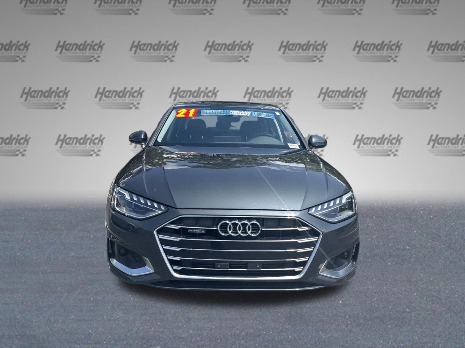 2021 Audi A4 photo 2