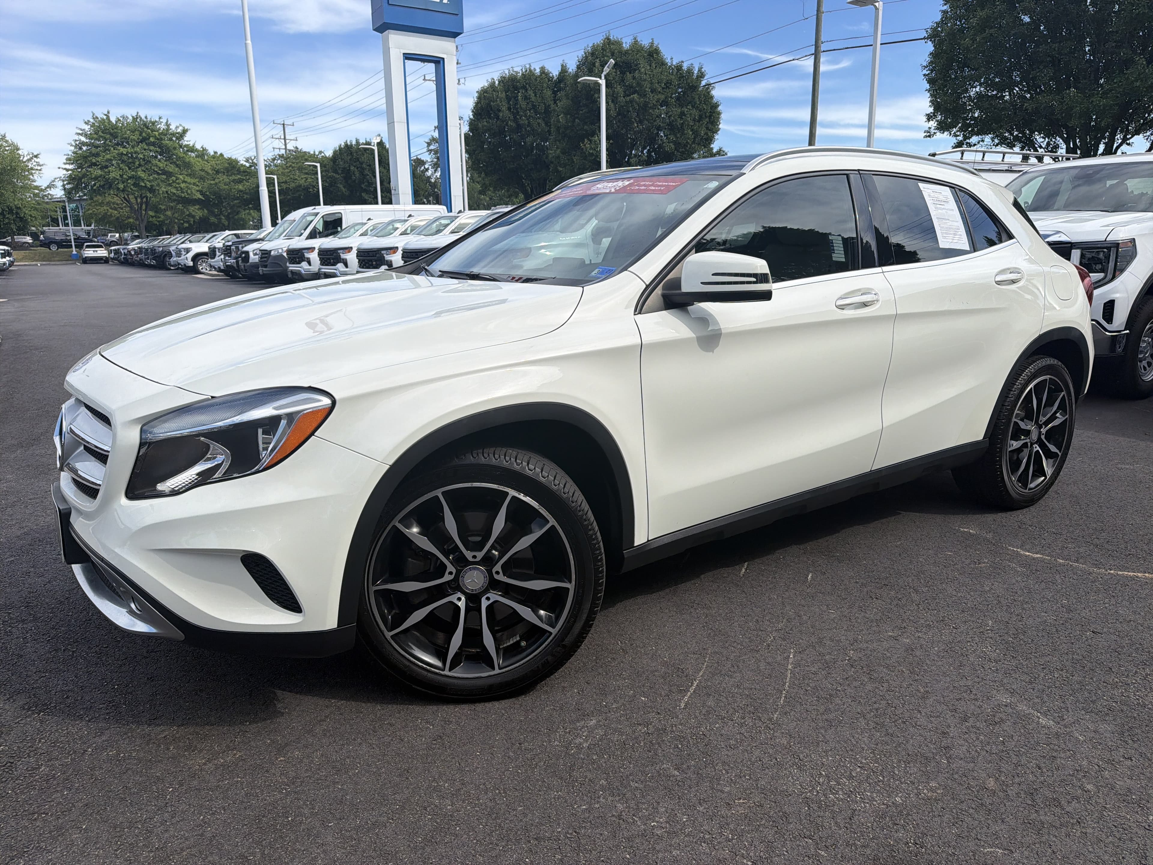 2016 Mercedes-Benz GLA photo 4
