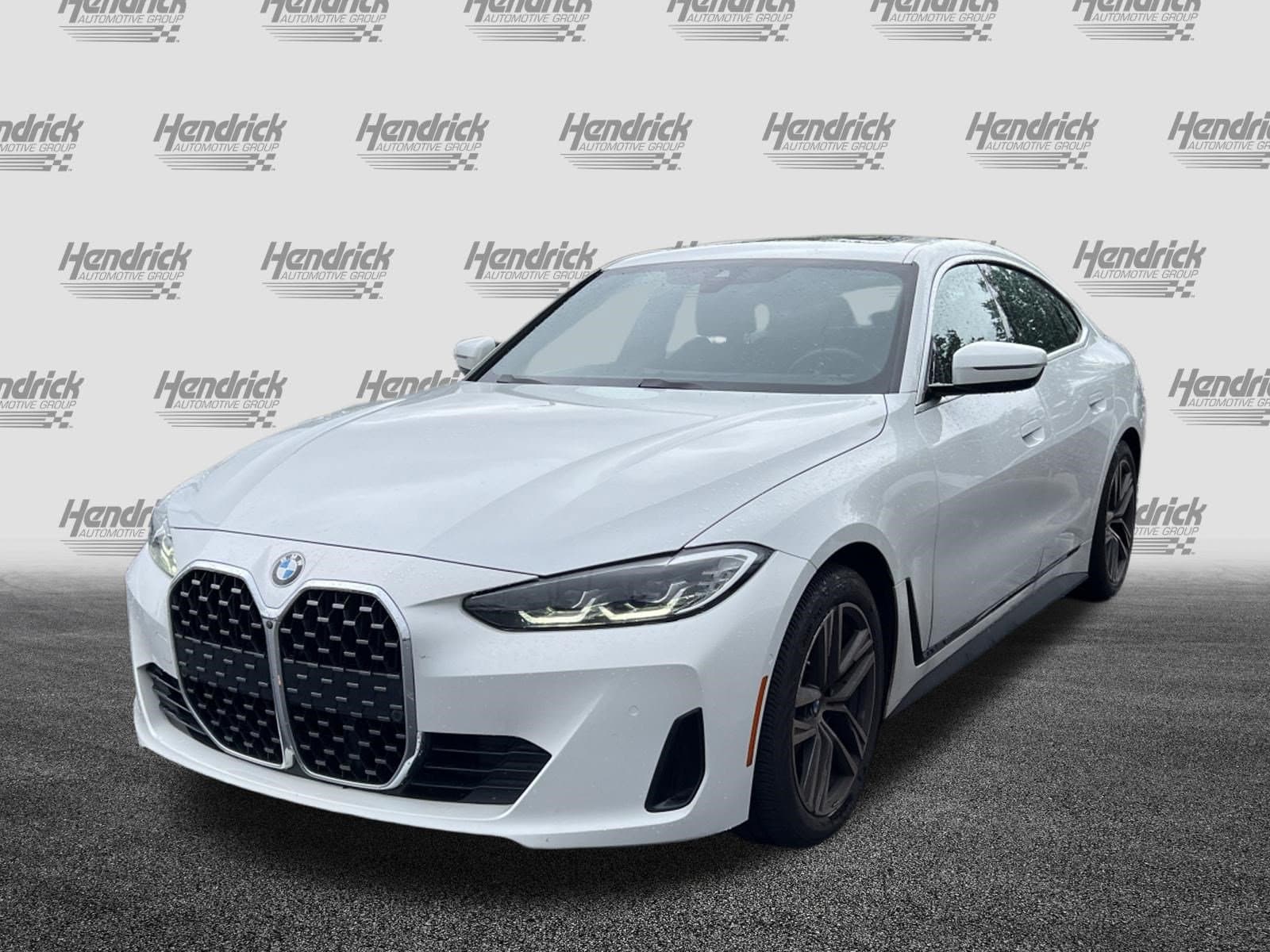 2024 BMW 4 photo 4