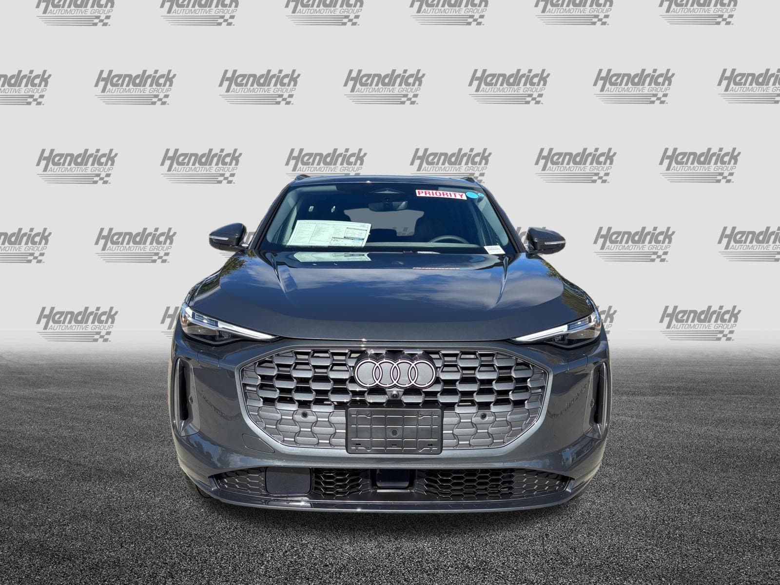 2025 Audi Q5 photo 2