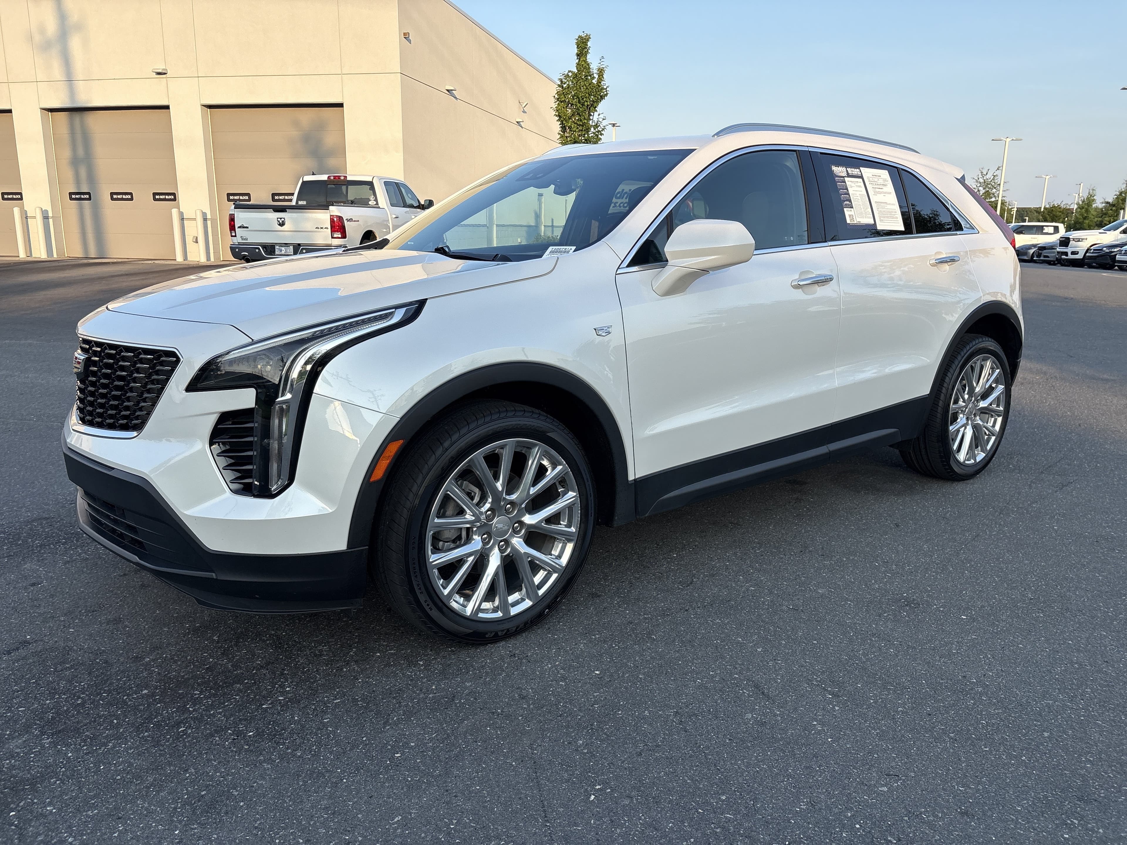 2022 Cadillac XT4 photo 4