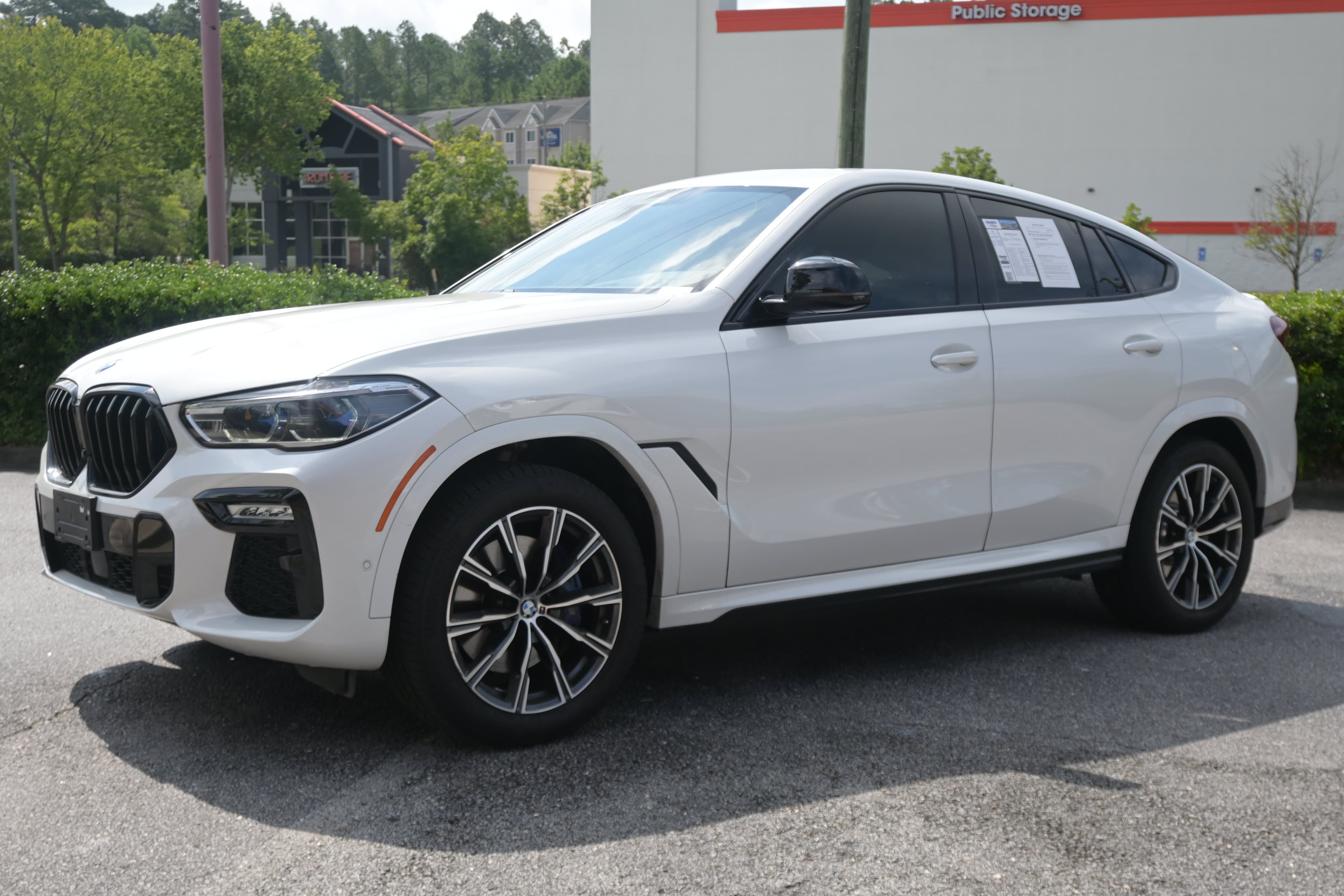 2021 BMW X6 photo 3