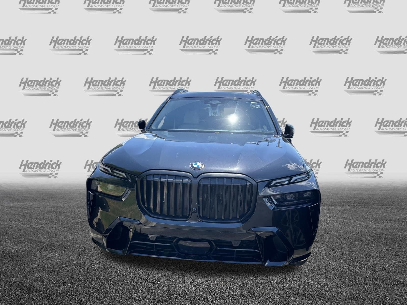 2024 BMW X7 photo 2