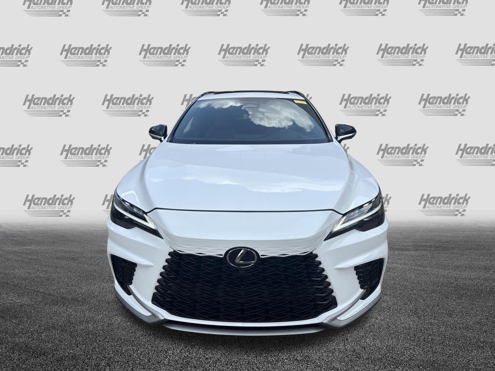 2024 Lexus RX photo 2