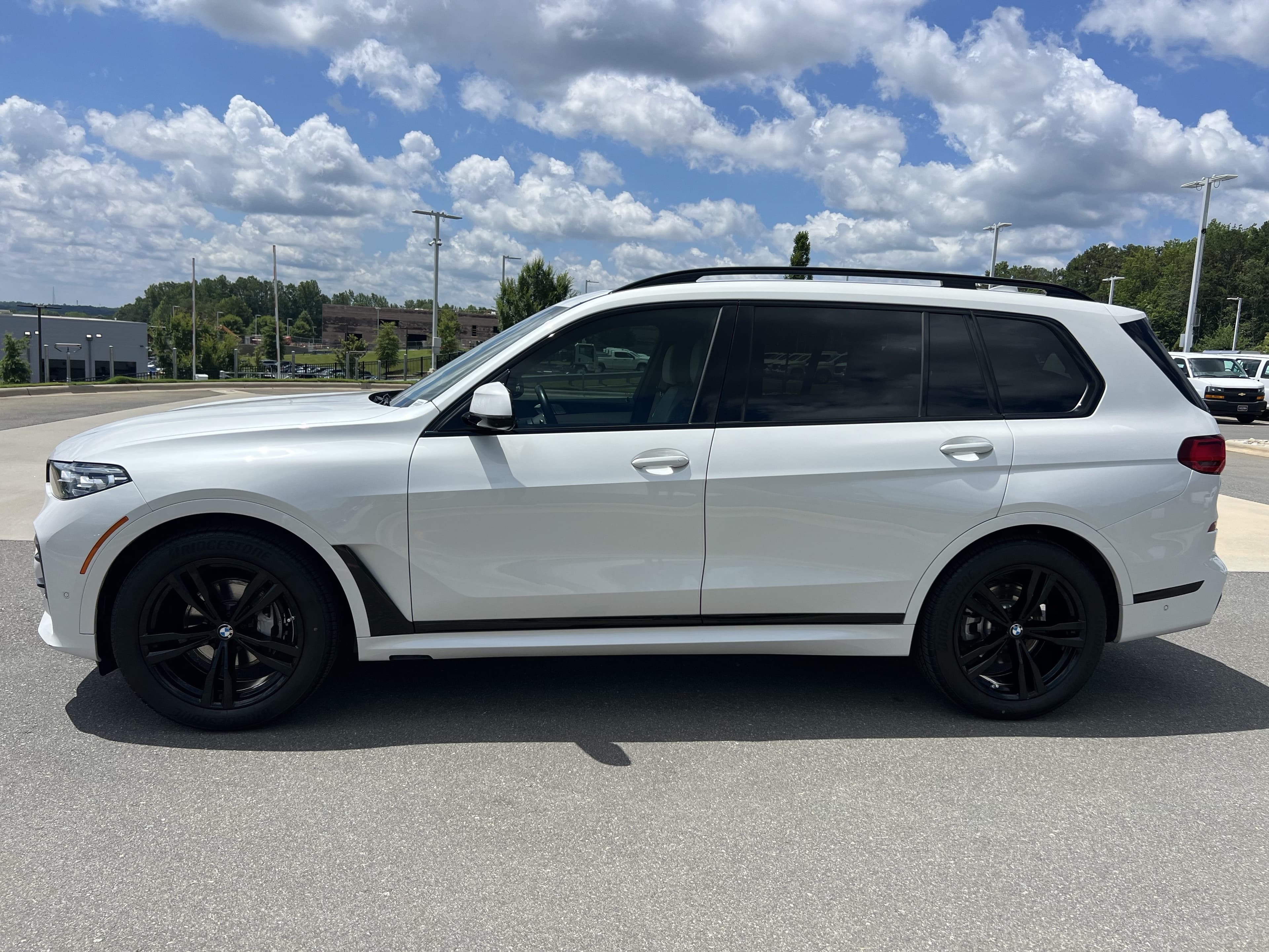 2022 BMW X7 photo 4