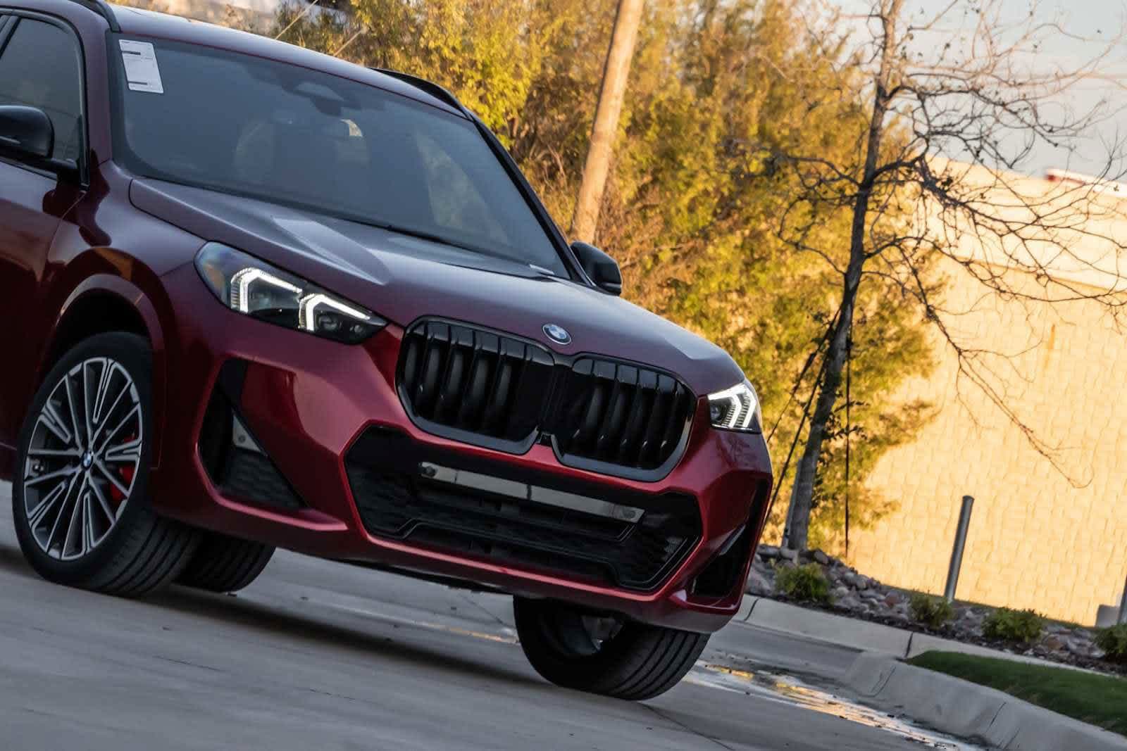 2026 BMW X1 photo 2