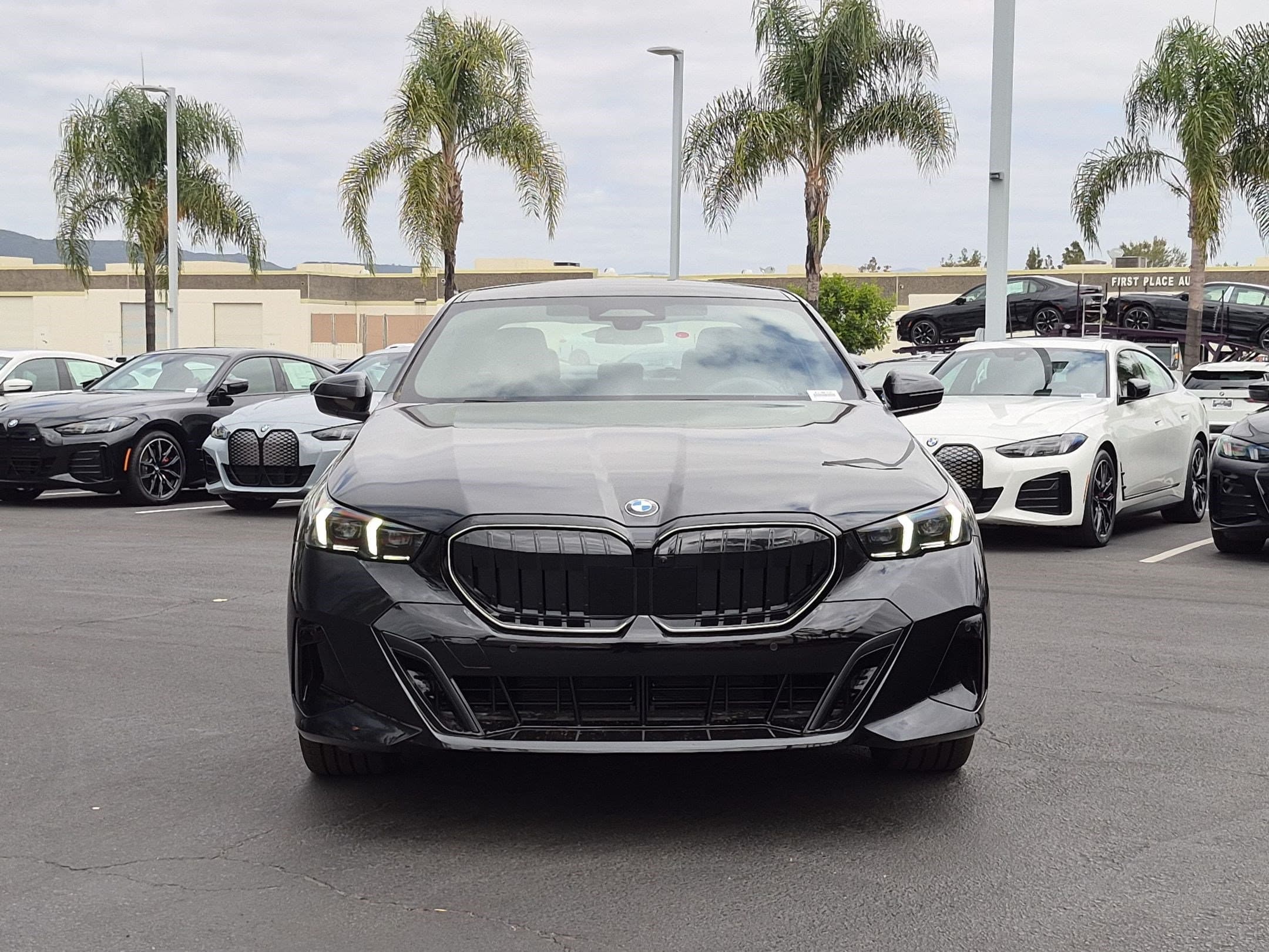 2027 BMW 5 photo 3