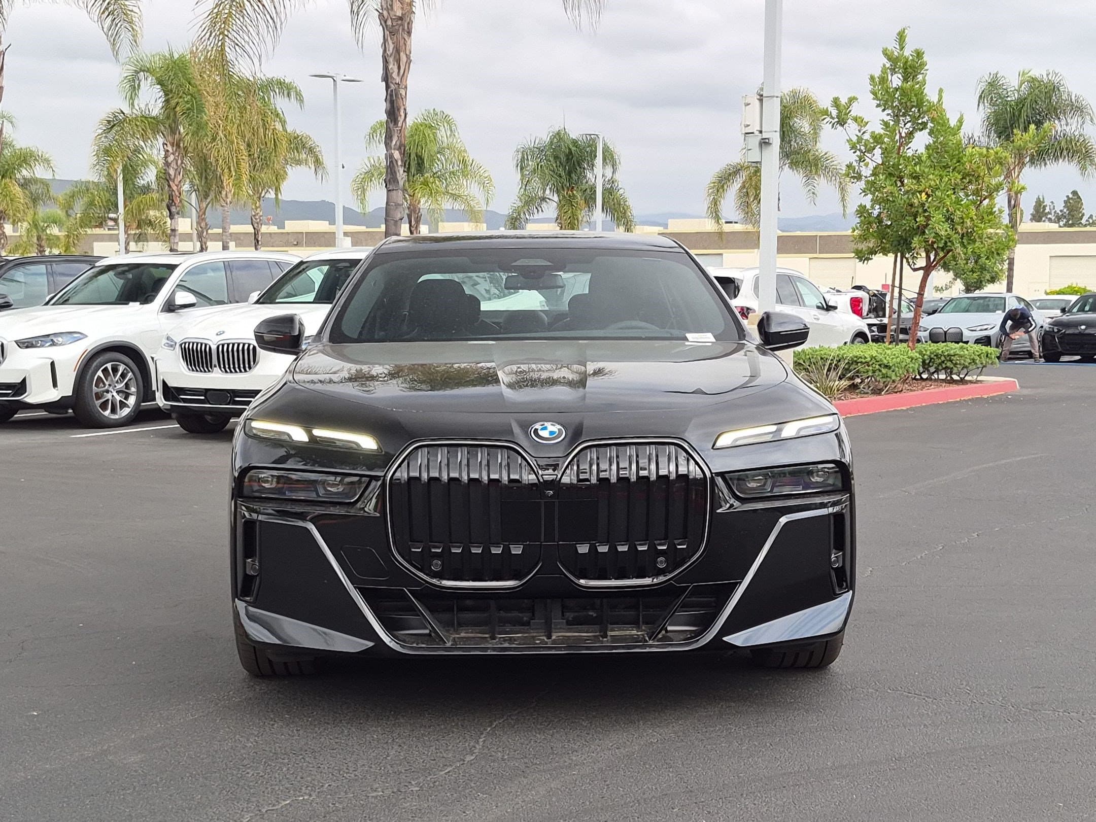 2026 BMW i7 photo 3