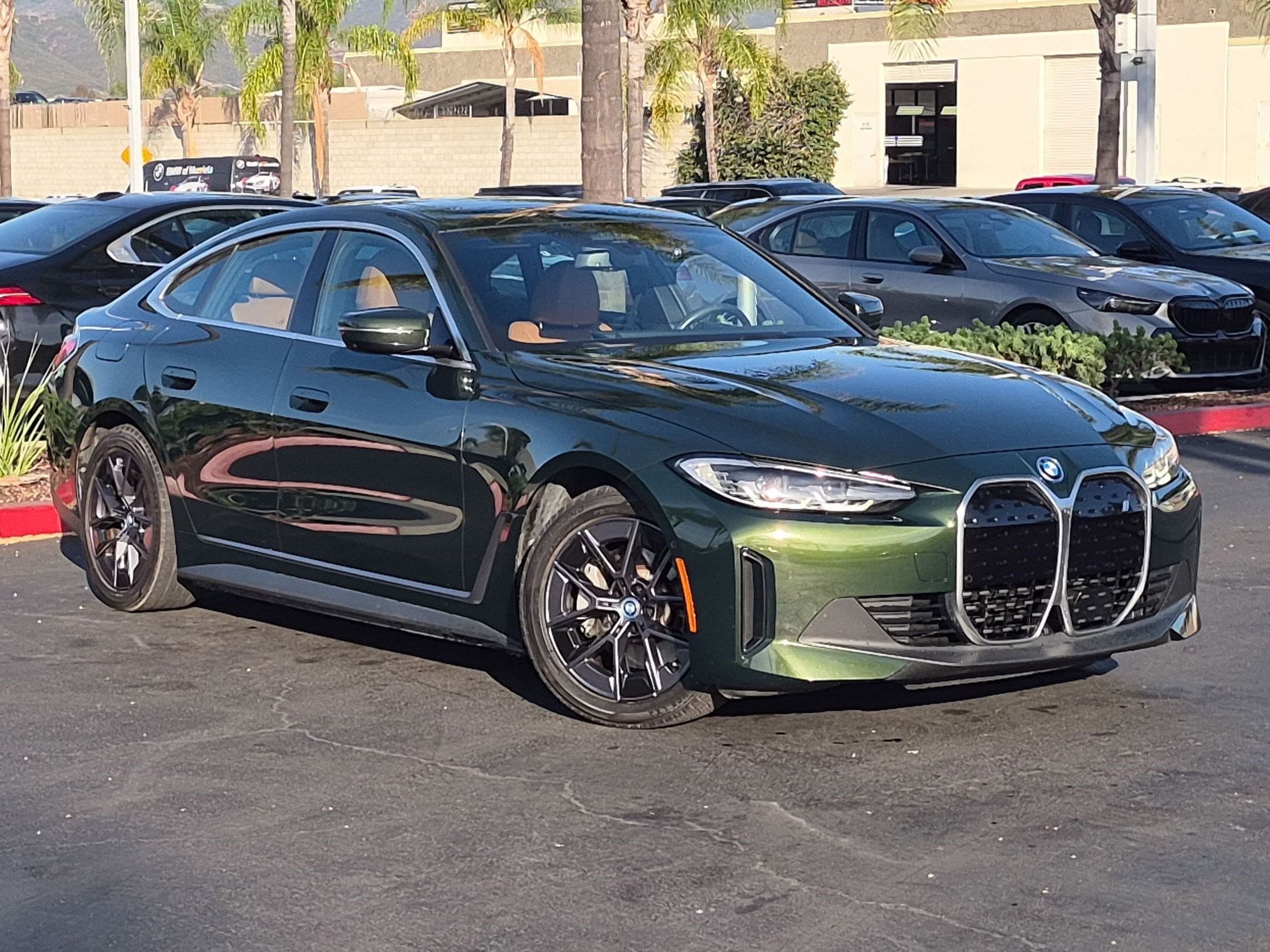 2024 BMW i4 photo 2