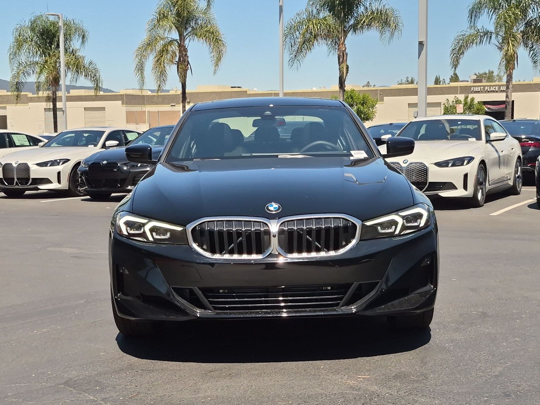 2026 BMW 3 photo 3