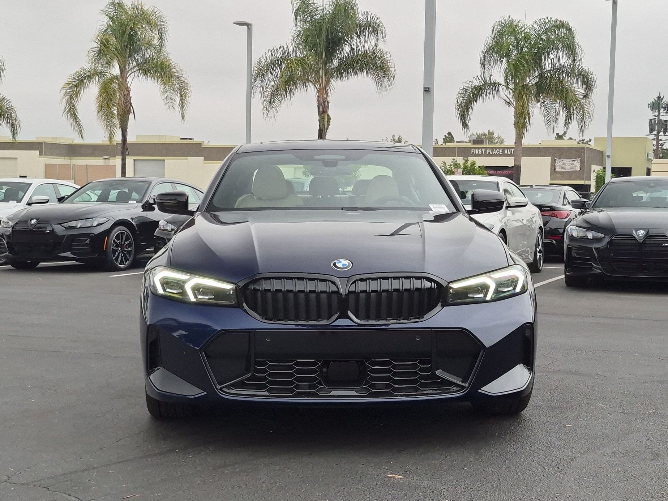 2026 BMW 3 photo 3