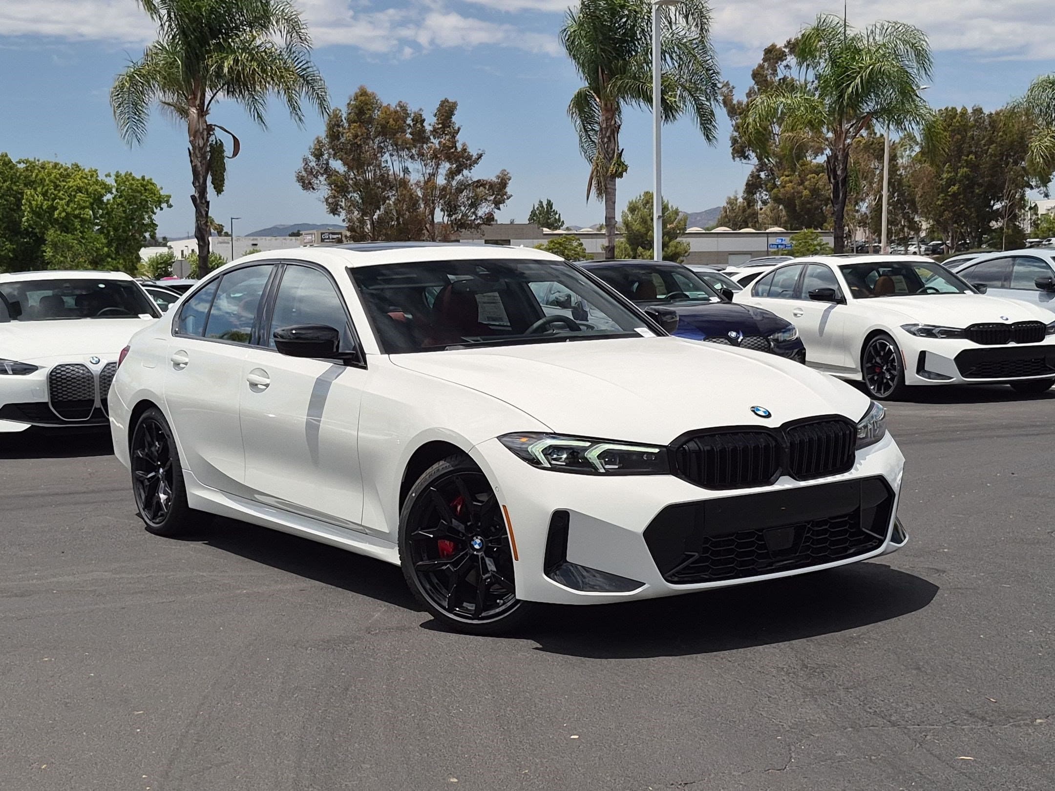 2026 BMW 3 photo 2