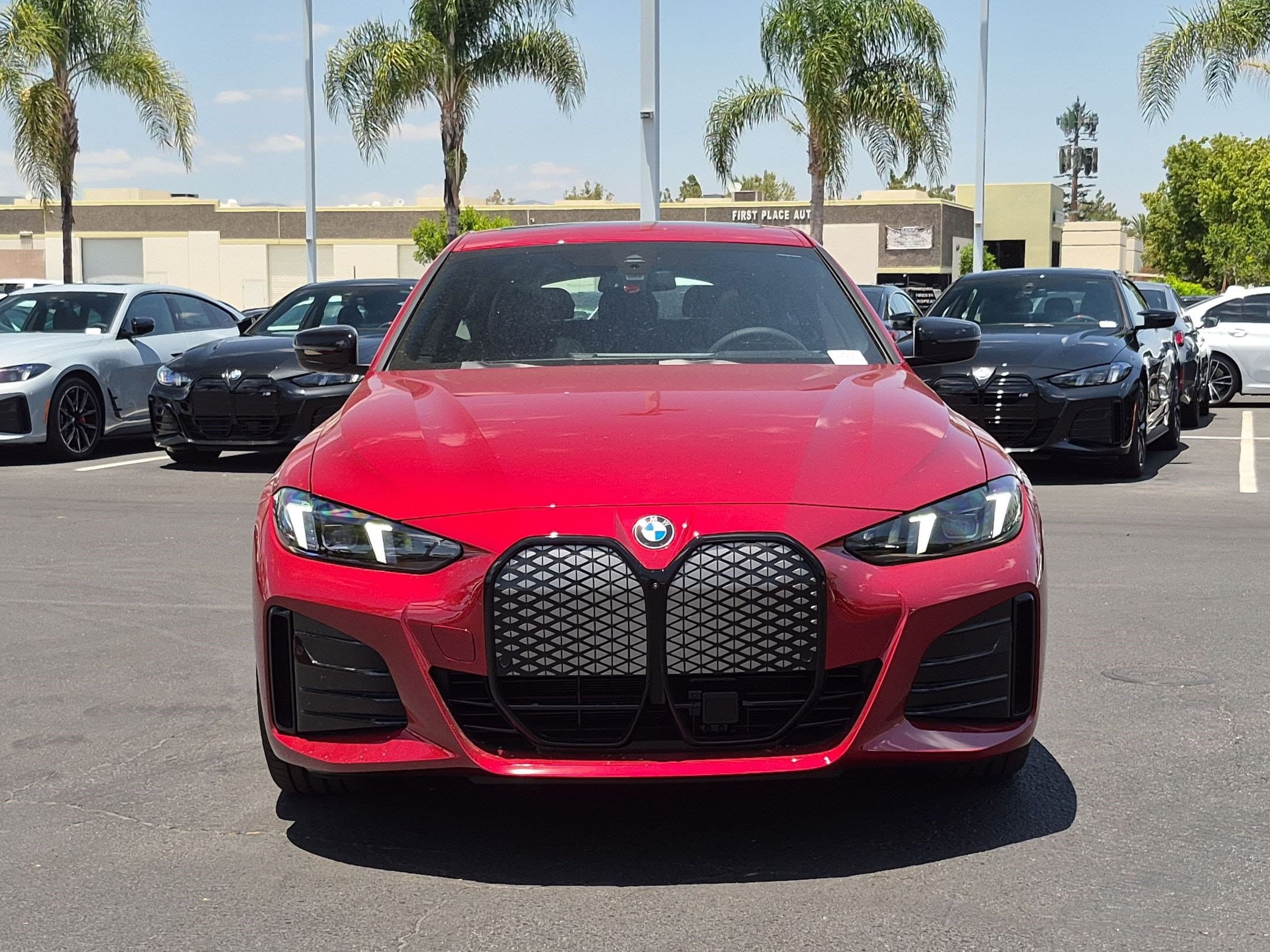 2026 BMW i4 photo 3