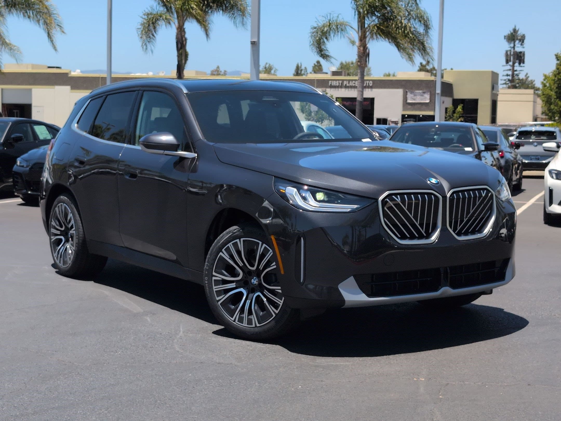 2026 BMW X3 photo 2