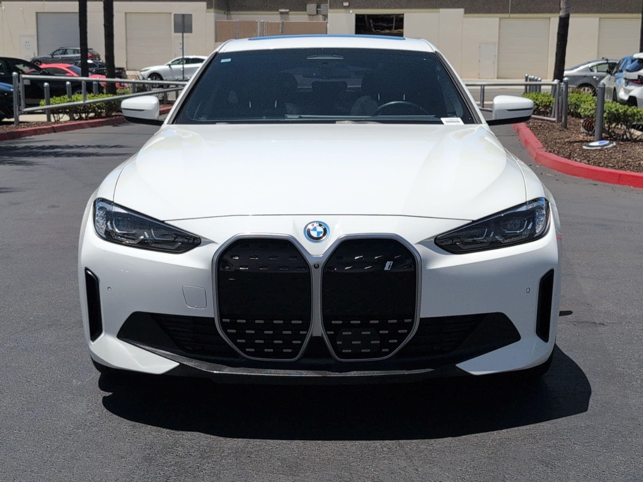 2023 BMW i4 photo 3