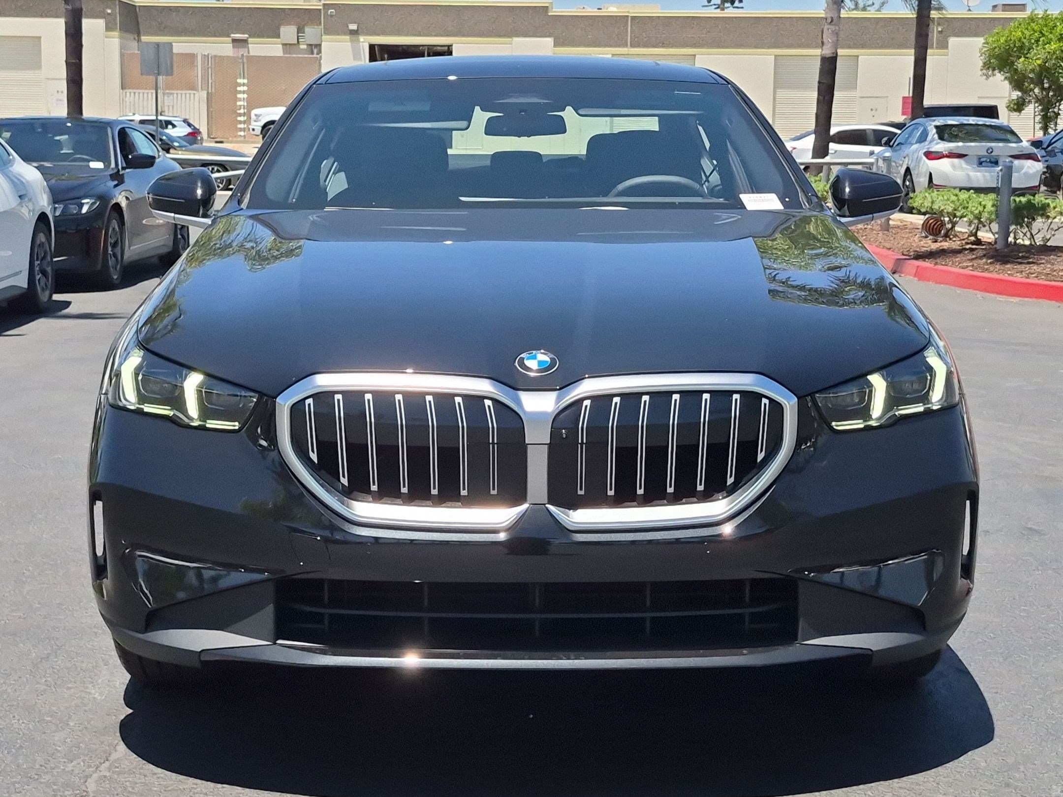 2027 BMW 5 photo 3