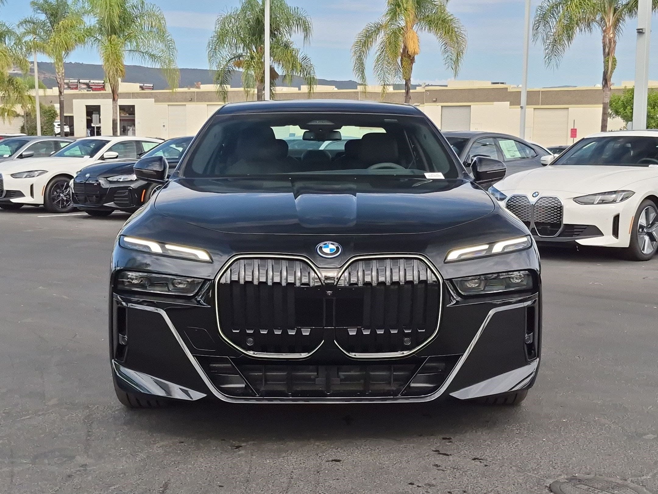 2026 BMW i7 photo 3