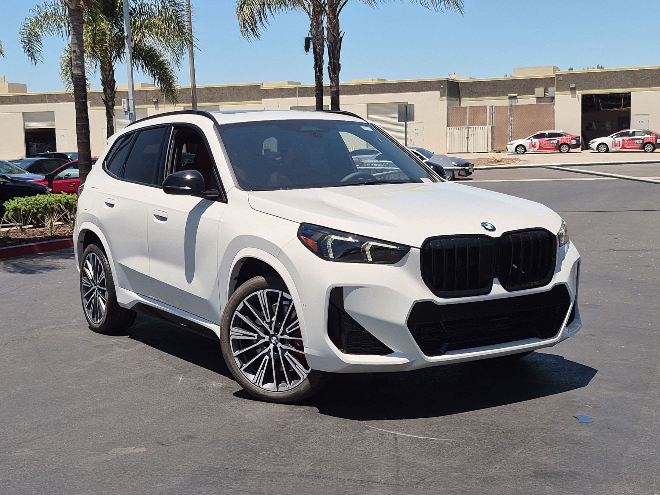 2026 BMW X1 photo 2