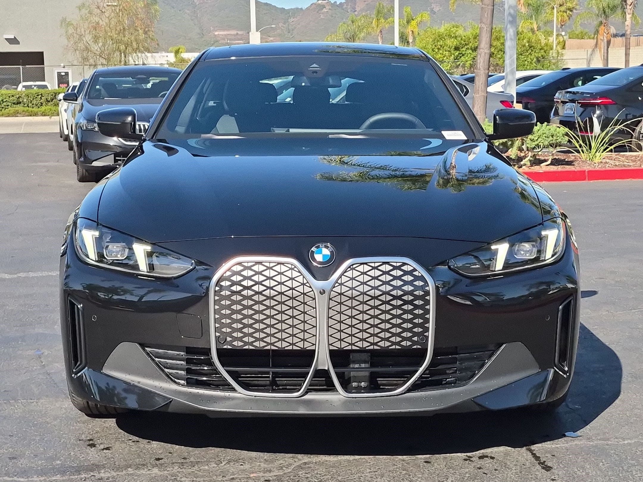 2026 BMW i4 photo 3