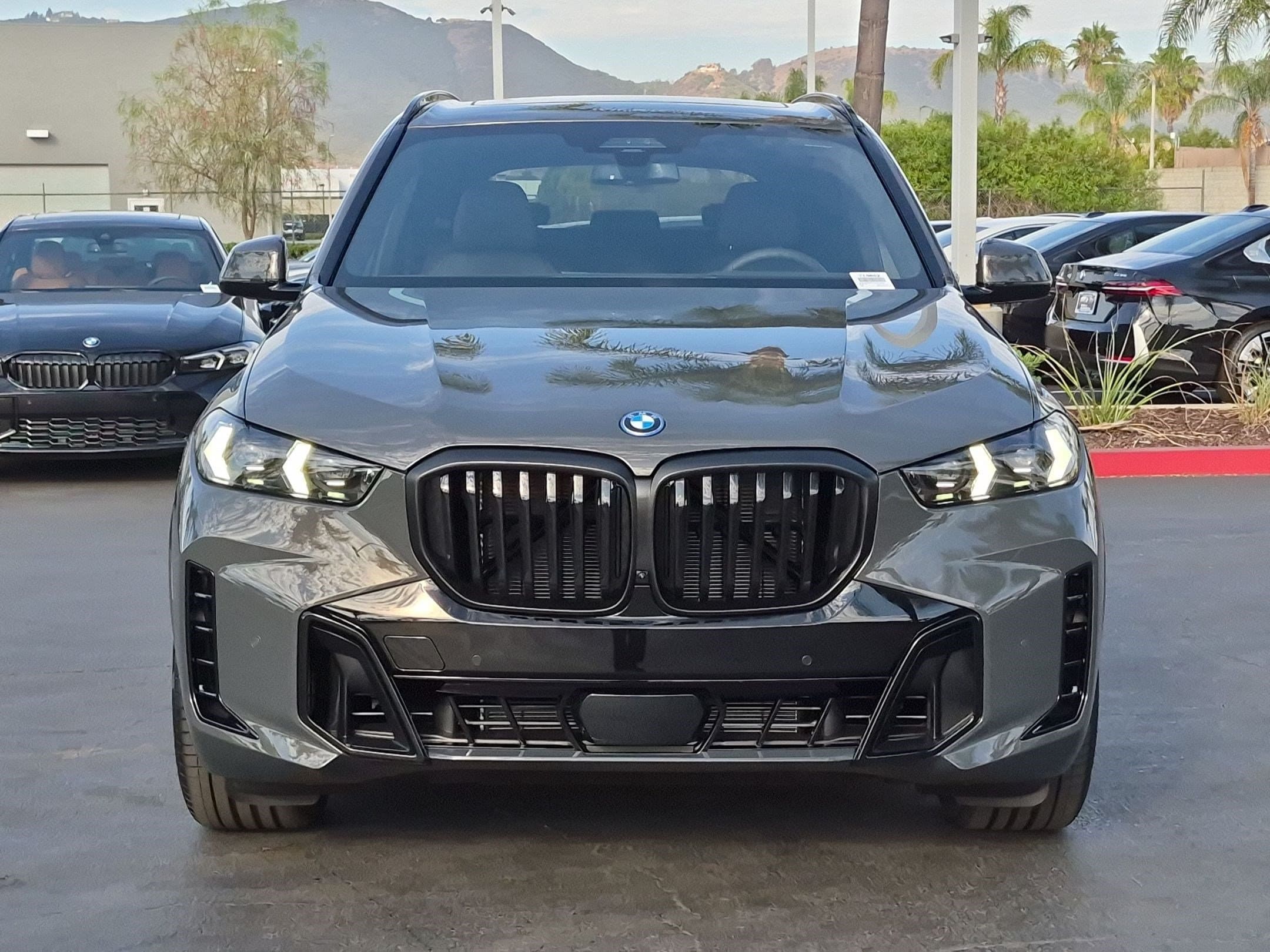 2026 BMW X5 photo 3