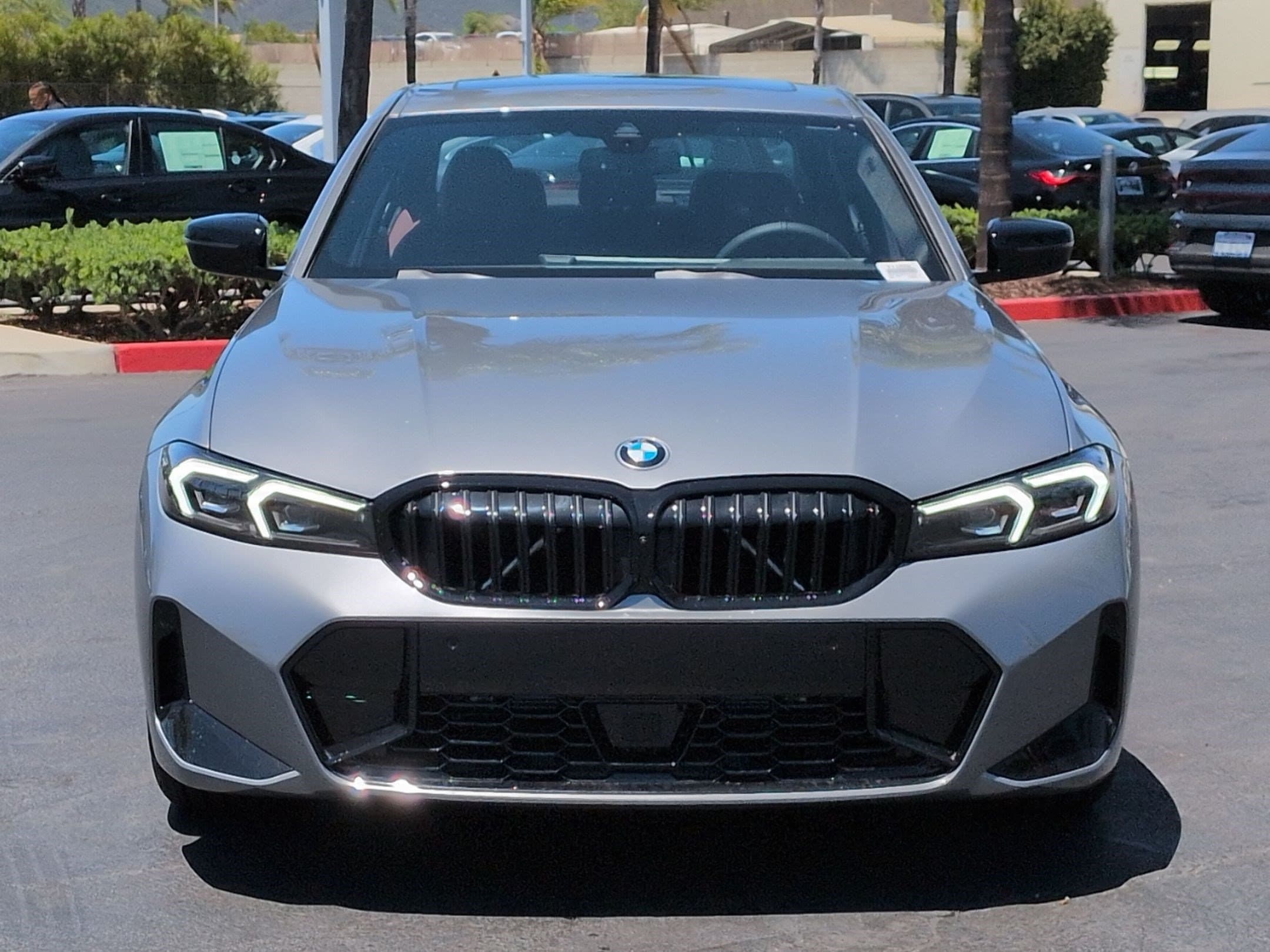 2026 BMW 3 photo 3