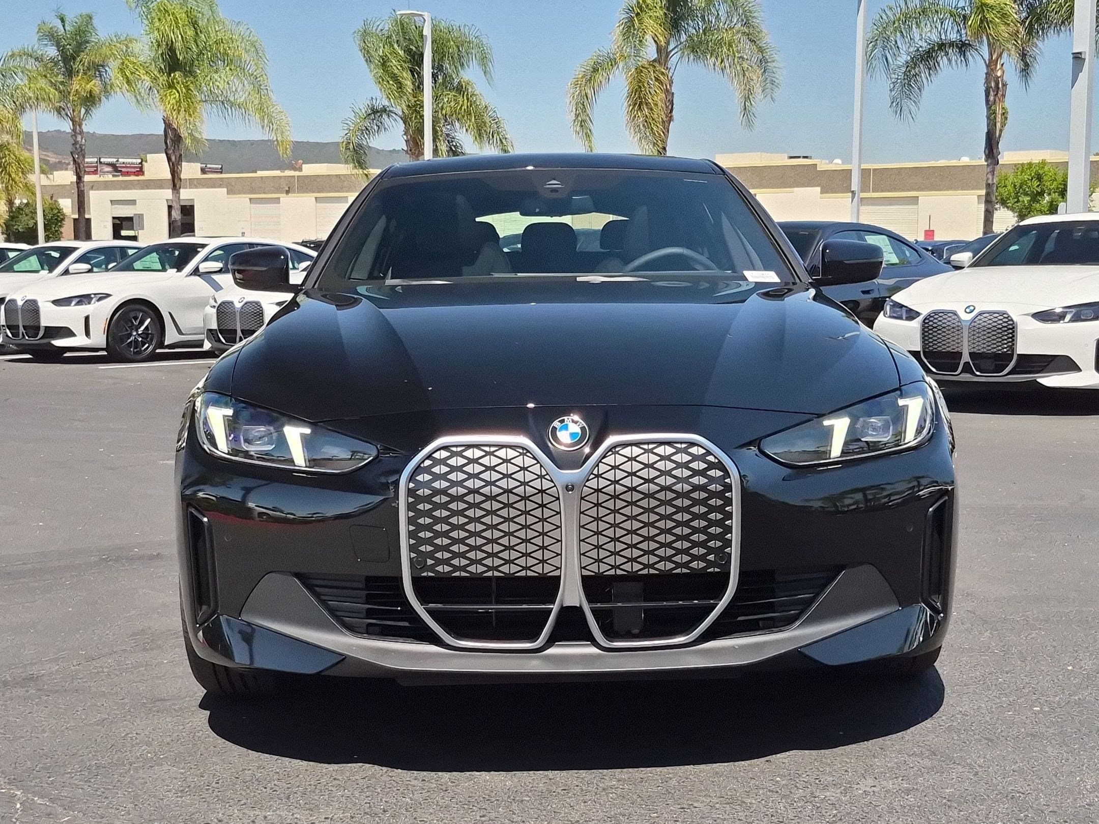 2026 BMW i4 photo 3