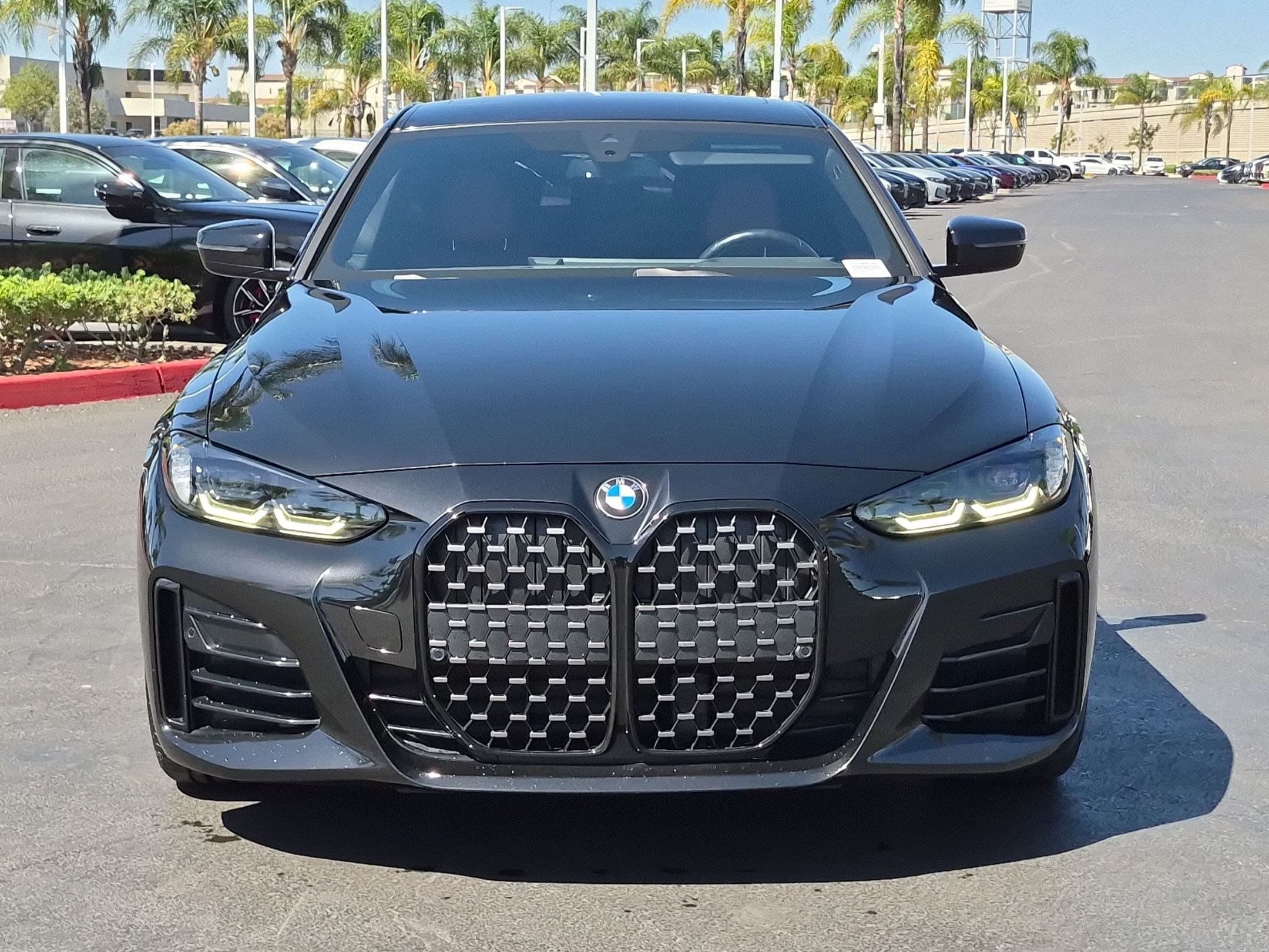 2024 BMW 4 photo 3