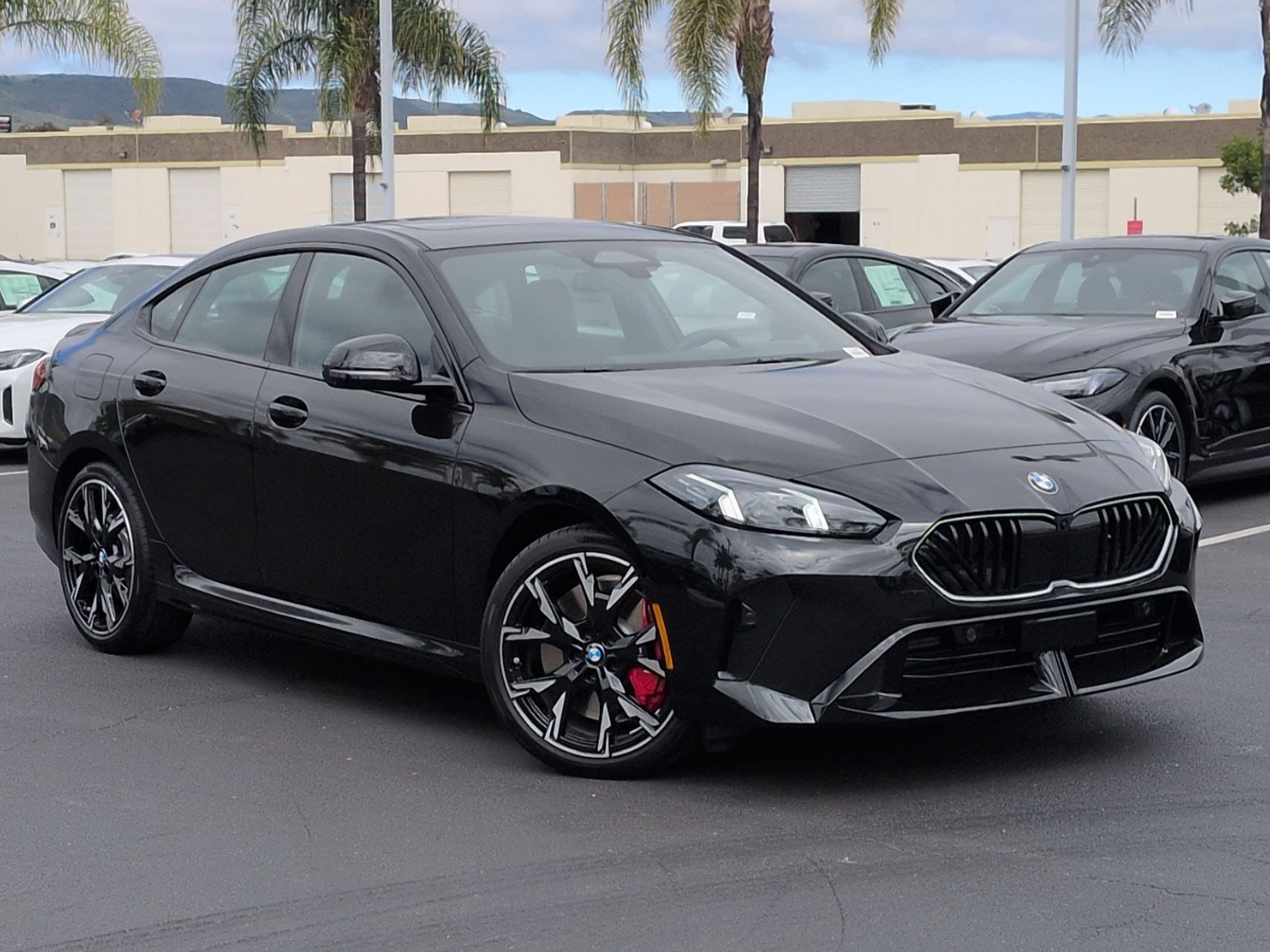 2026 BMW 2 photo 2