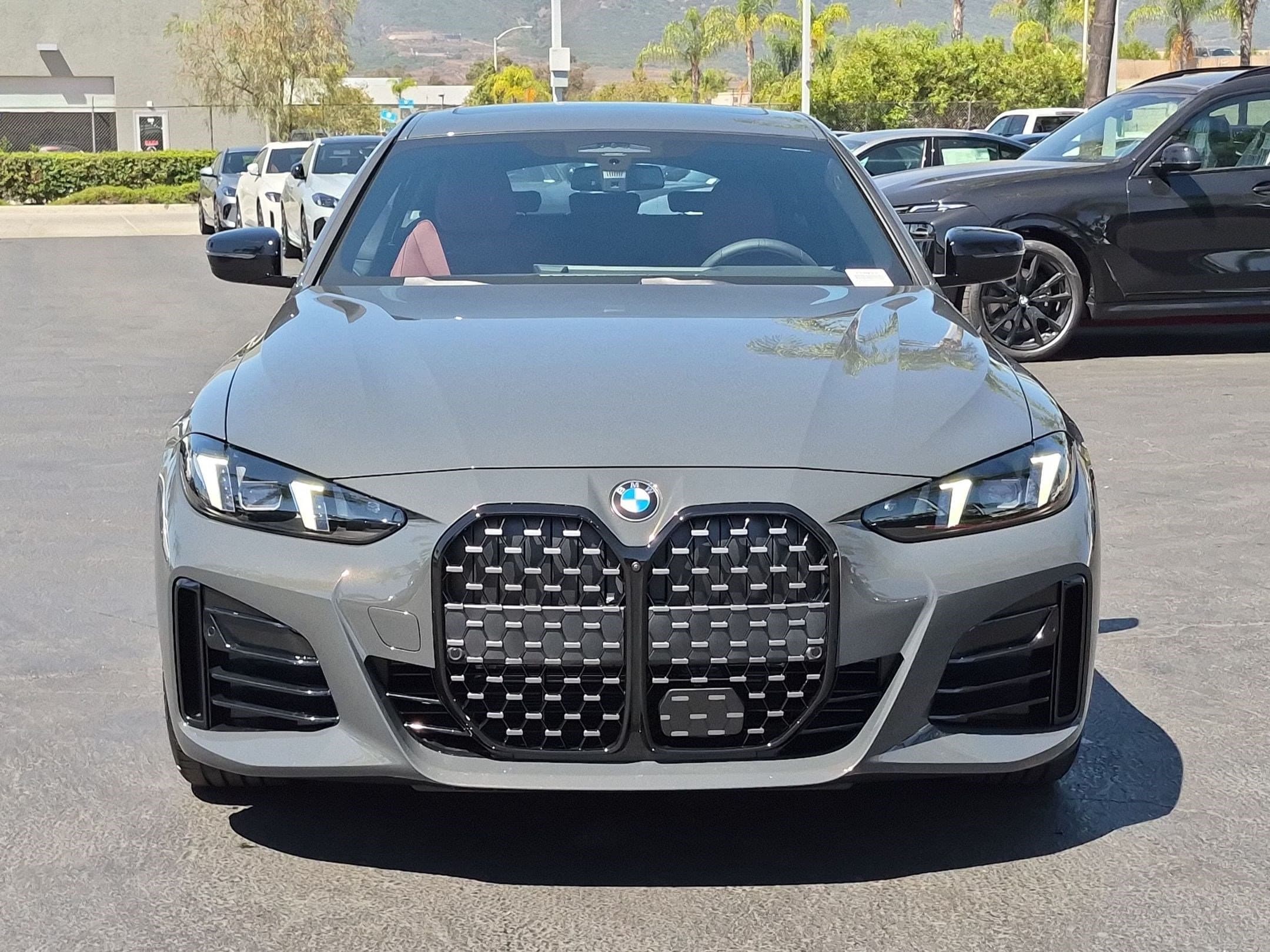 2026 BMW 4 photo 3