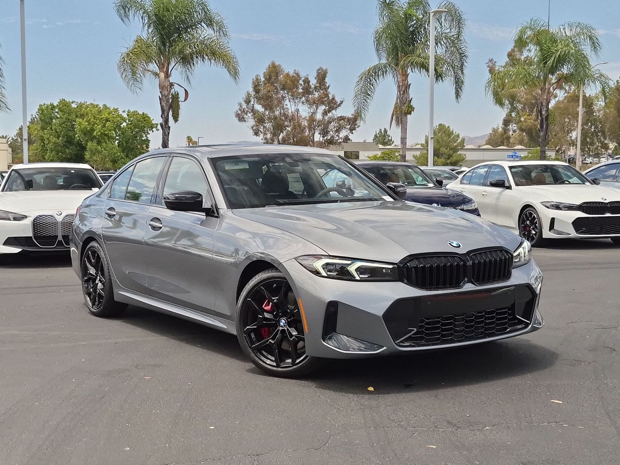 2026 BMW 3 photo 2