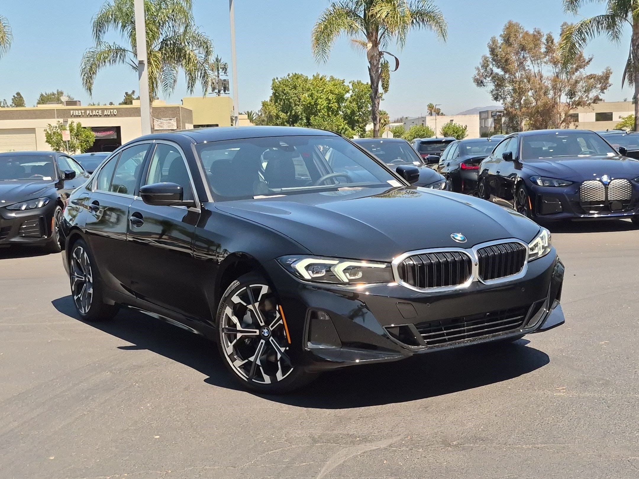 2026 BMW 3 photo 2