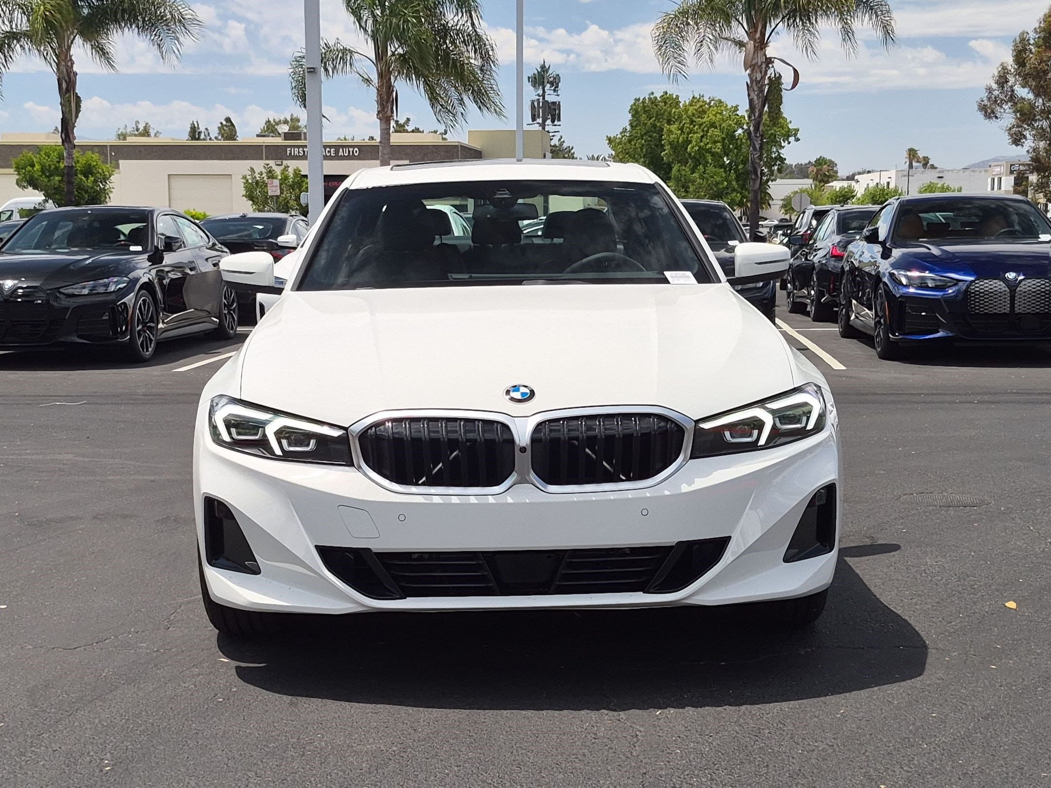 2026 BMW 3 photo 3