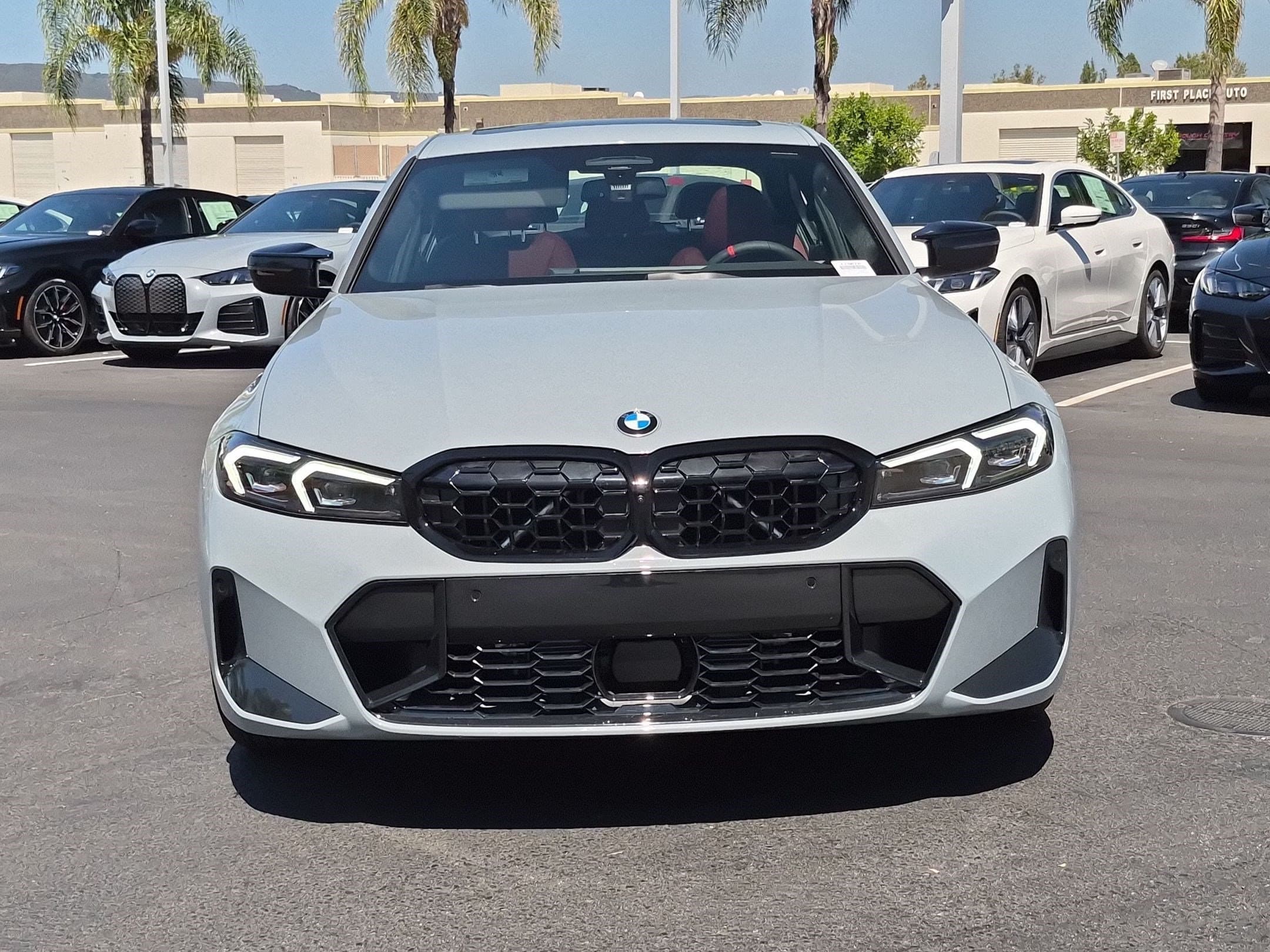 2026 BMW 3 photo 3